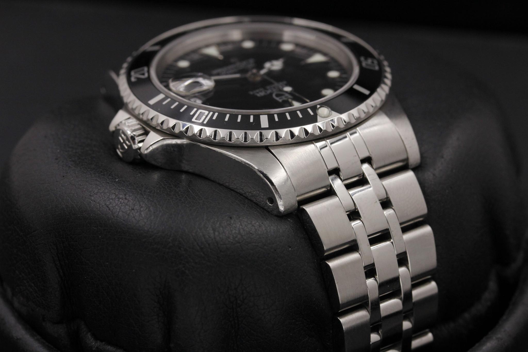 Watch Image 4