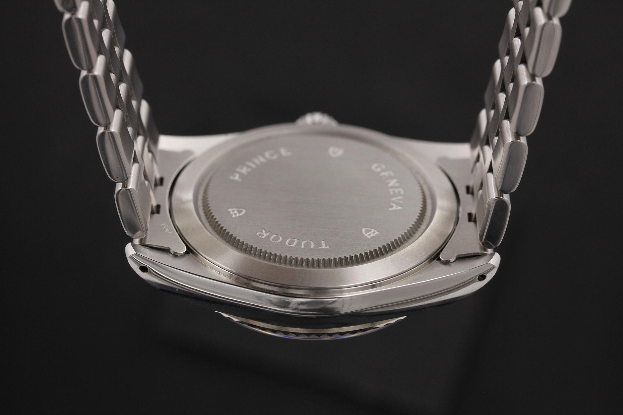 Watch Image 7