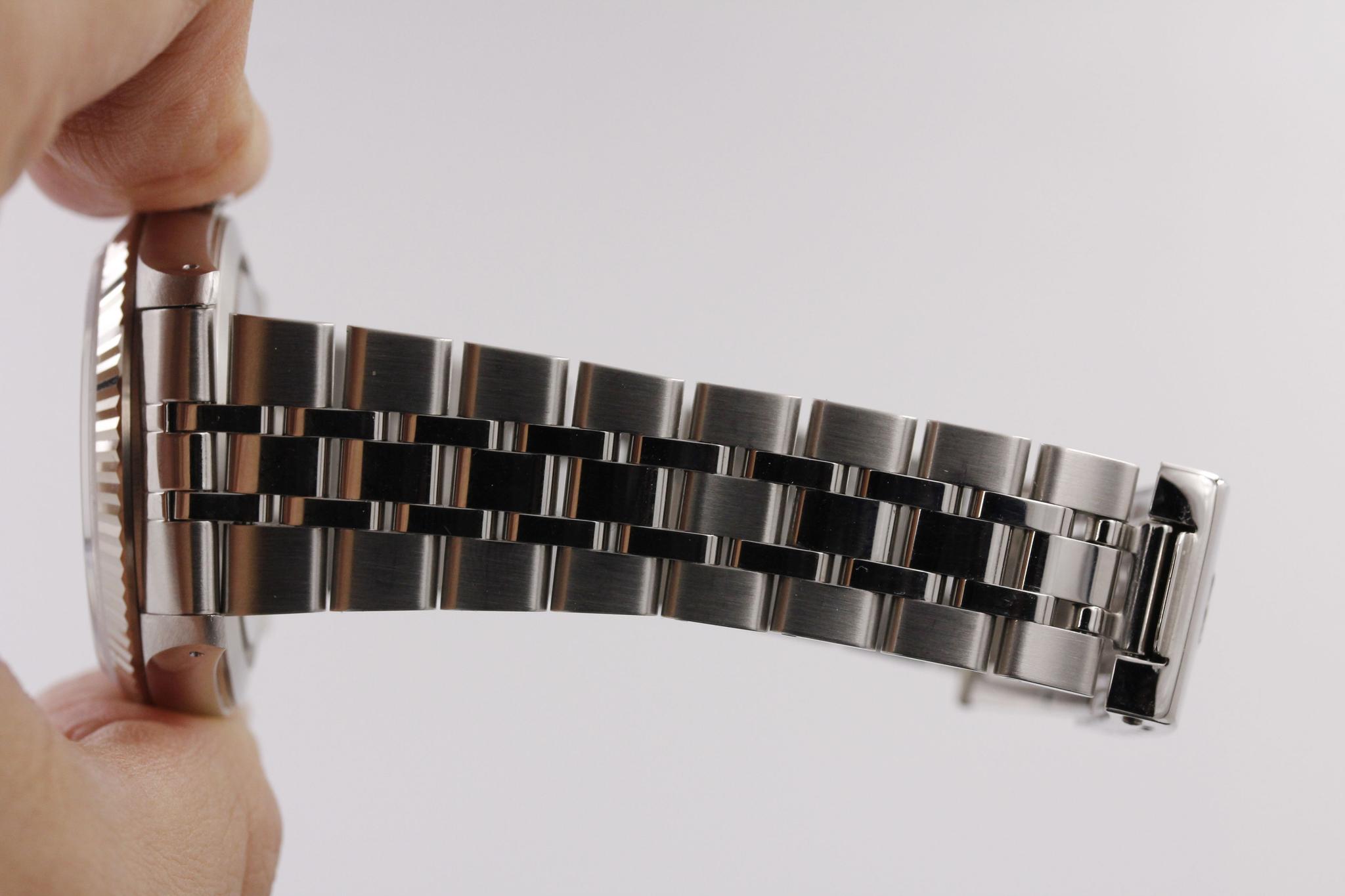 Watch Image 9