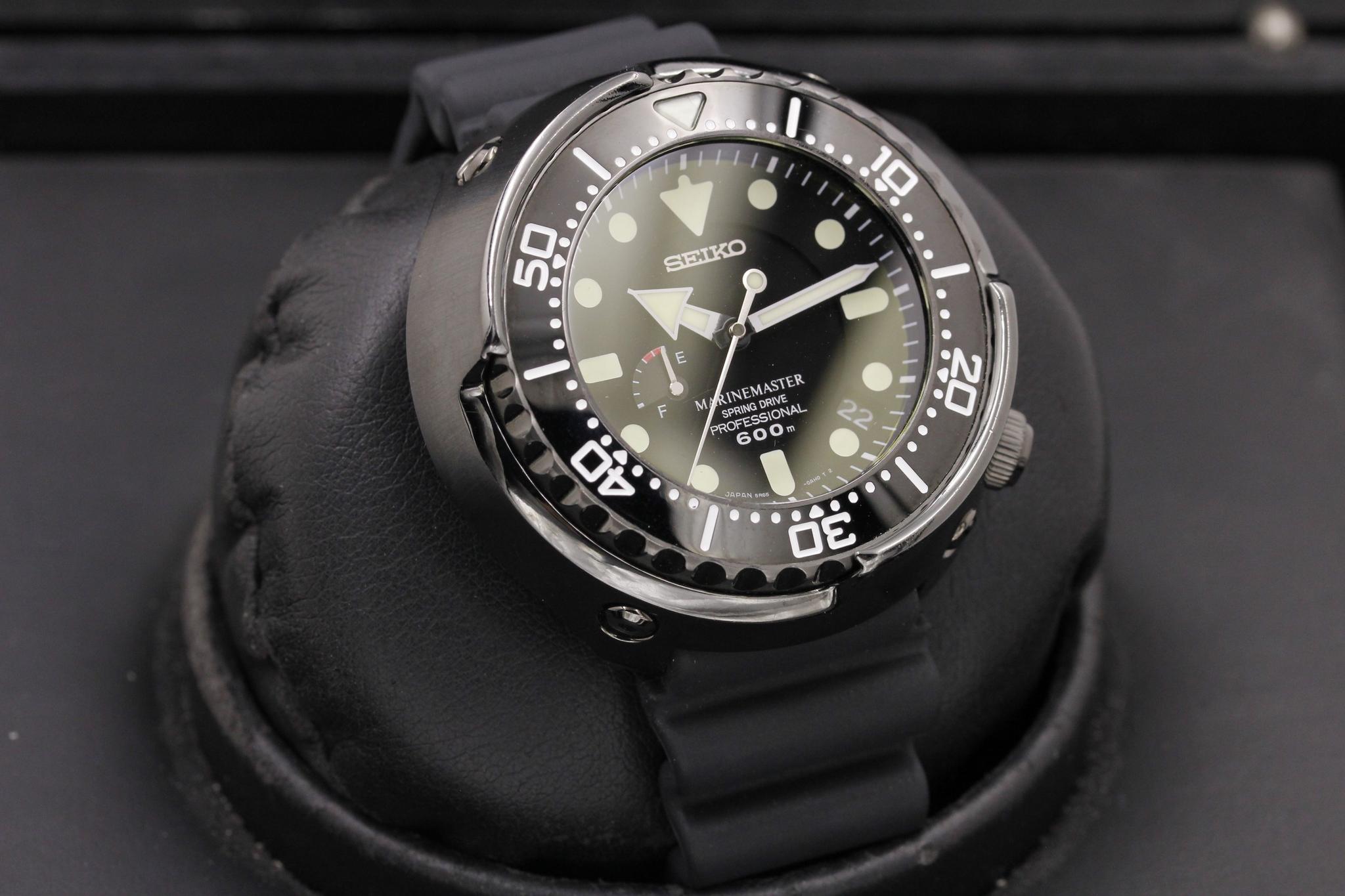 Watch Image 10