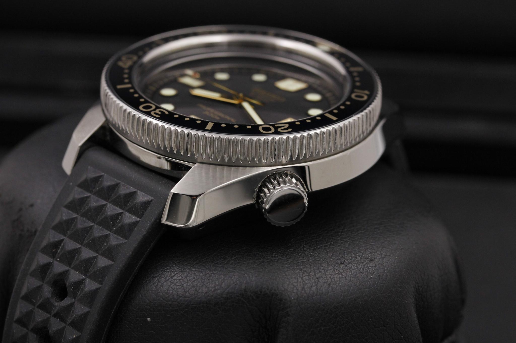 Watch Image 2
