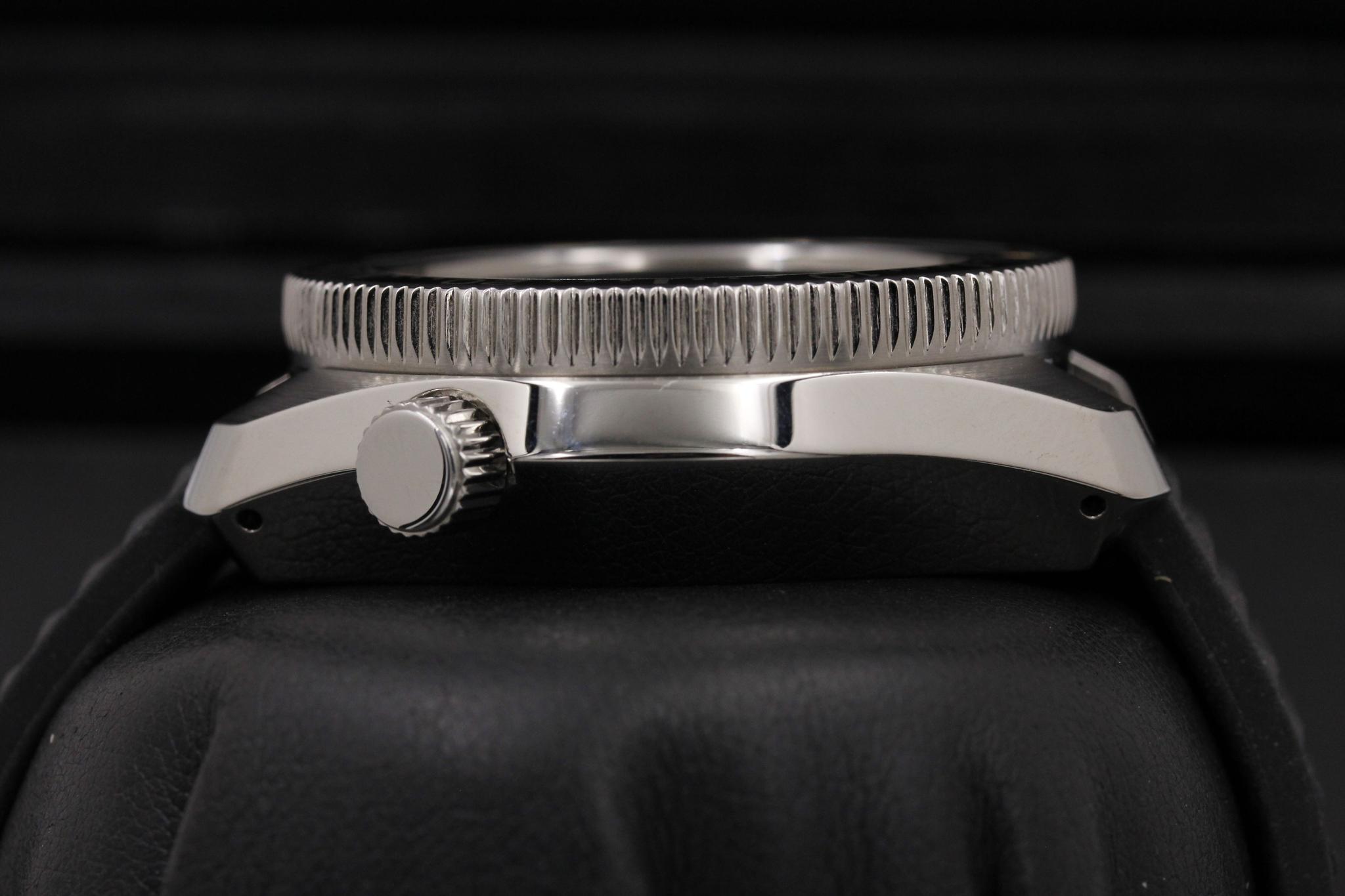 Watch Image 3