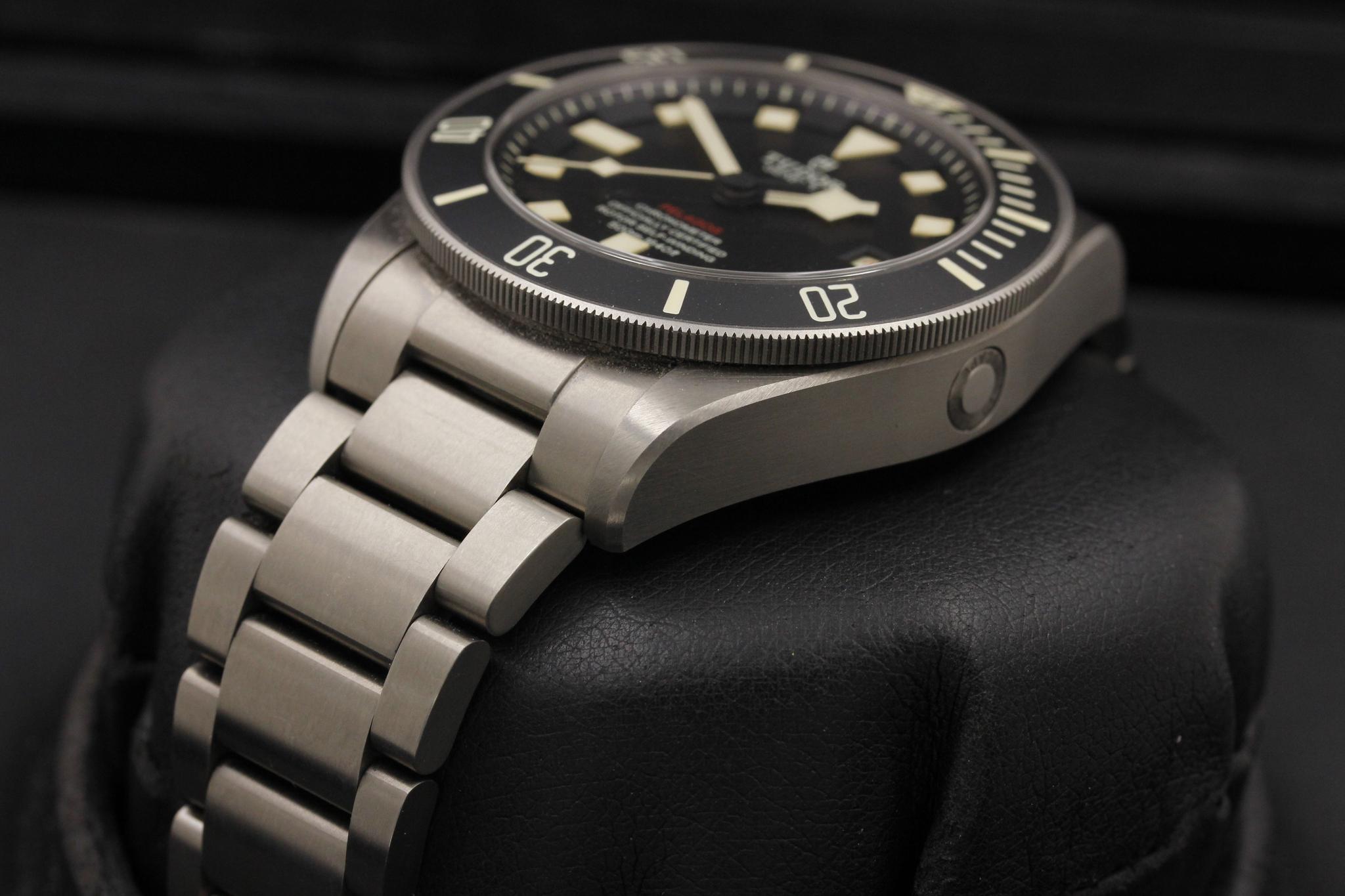 Watch Image 2