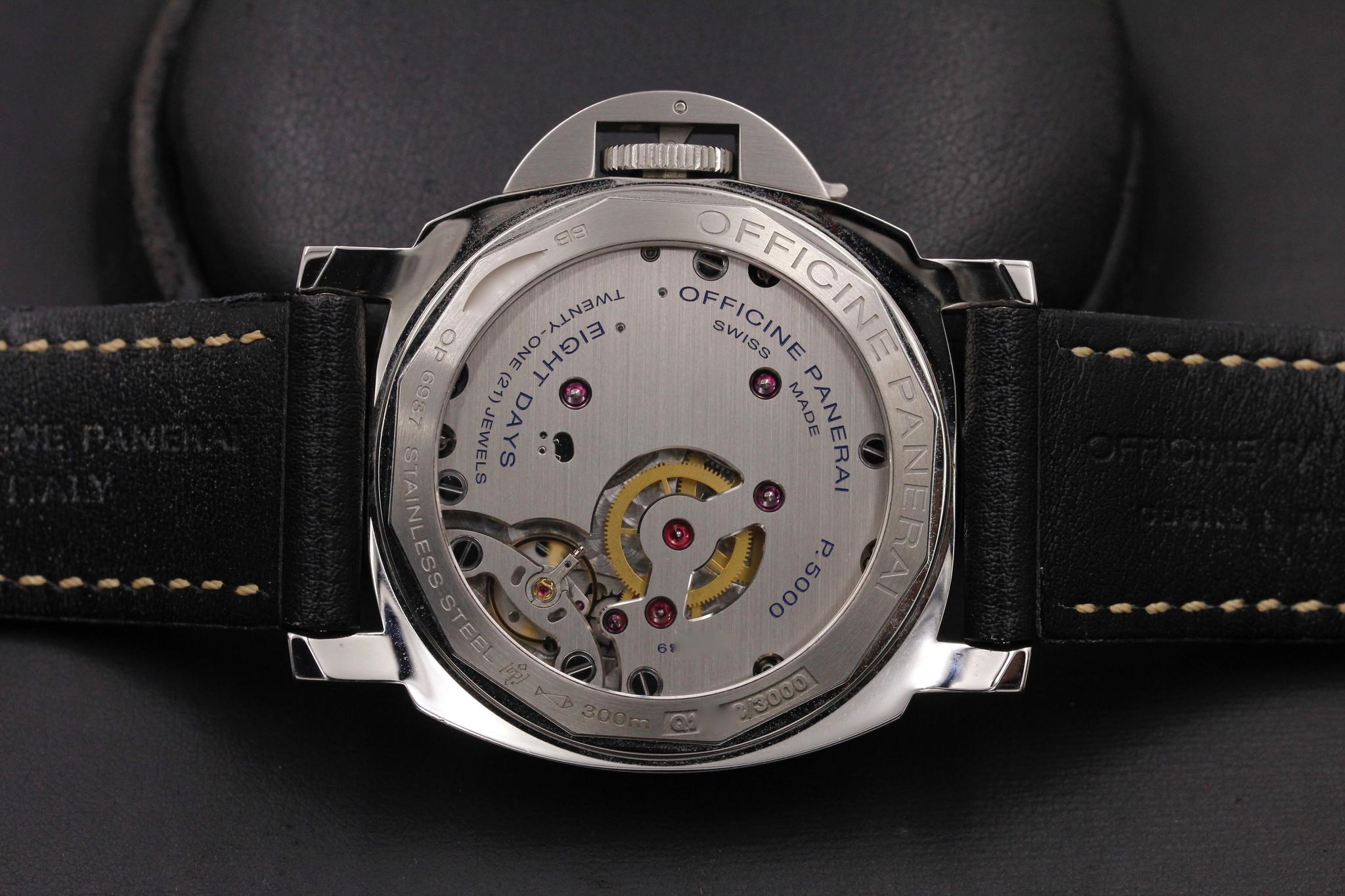 Watch Image 7