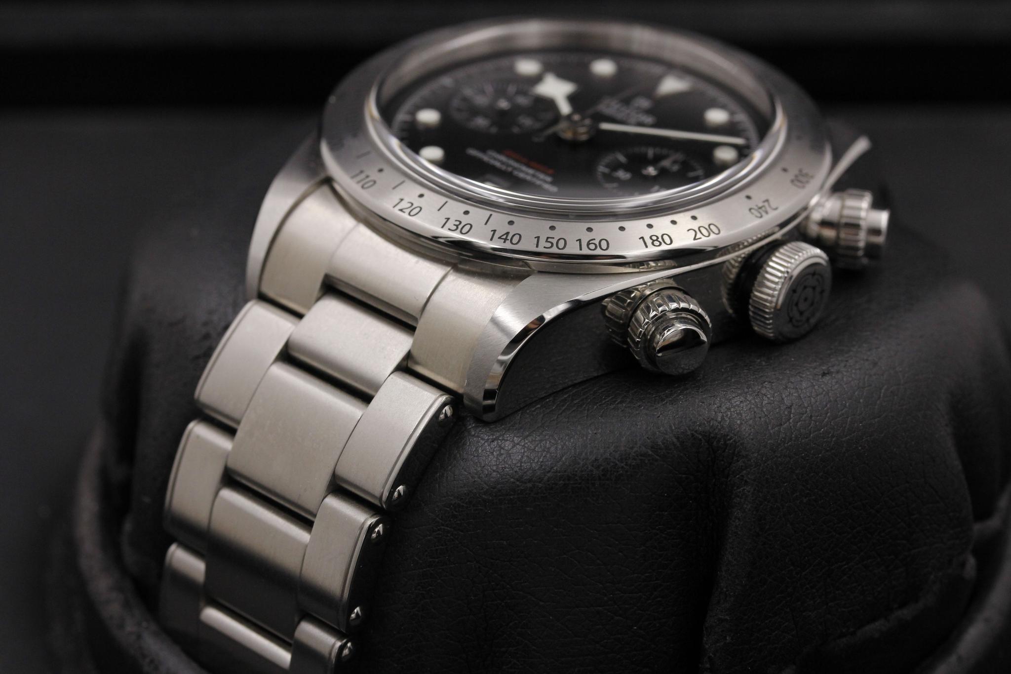Watch Image 2