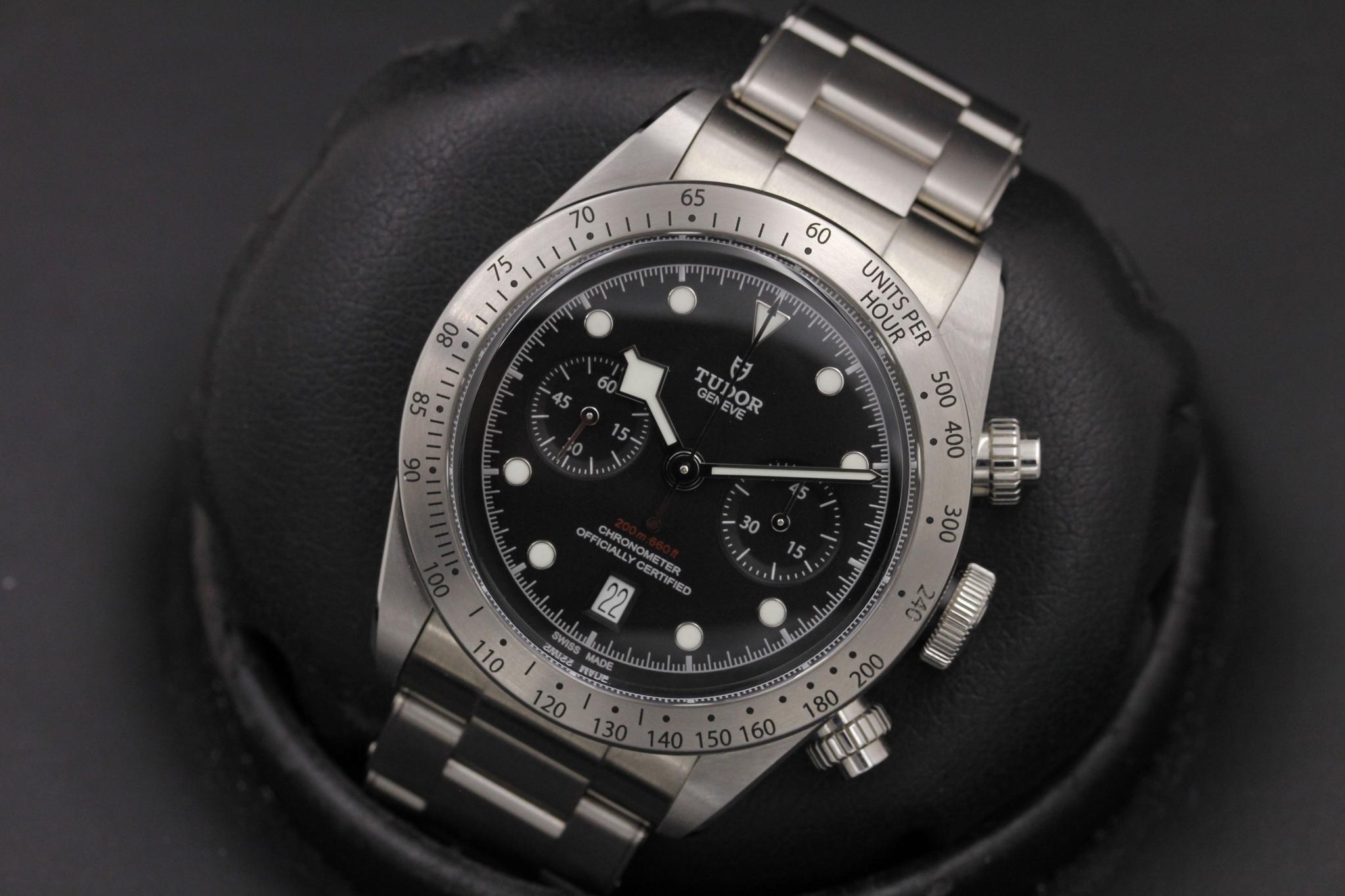 Watch Image 9