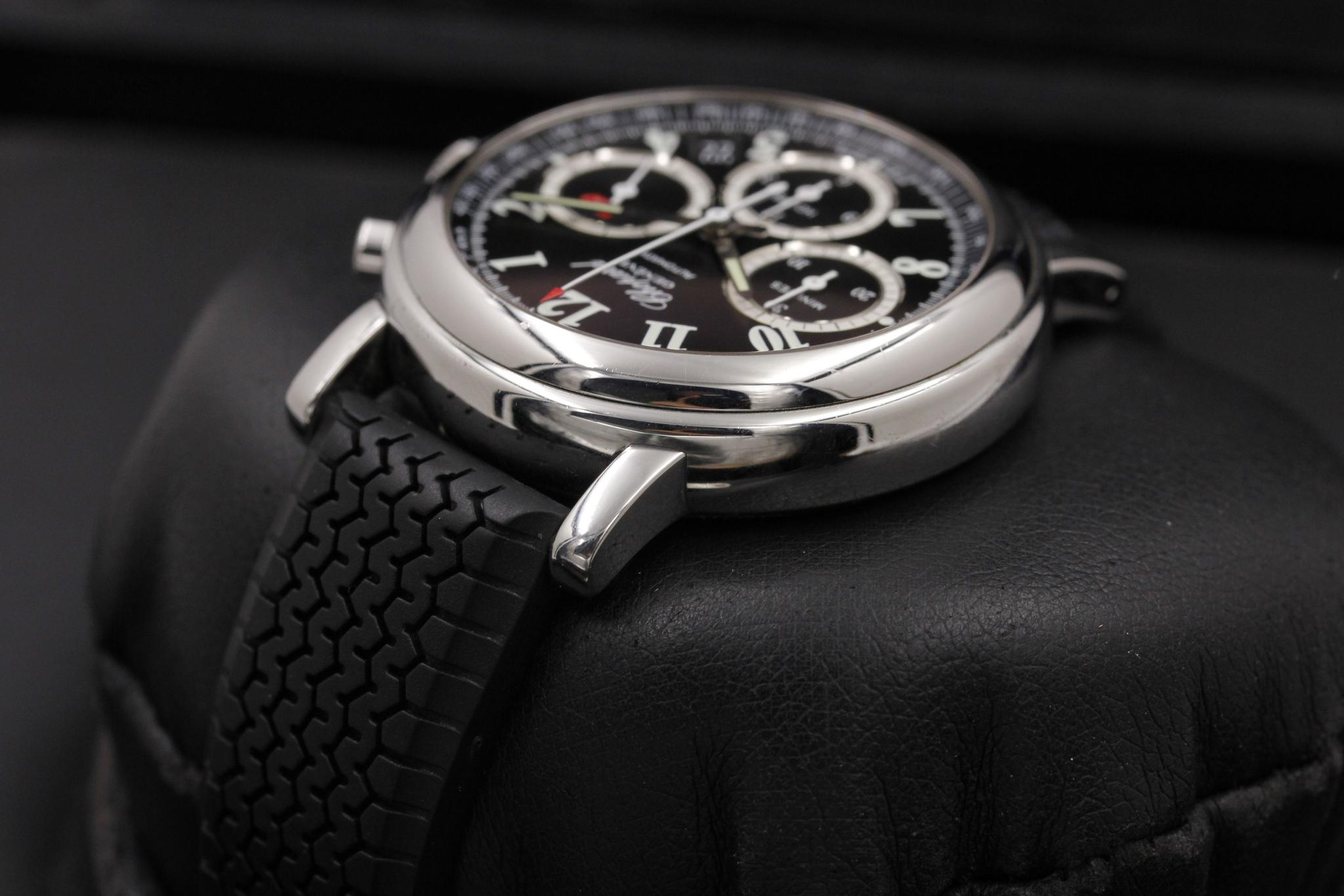Watch Image 5