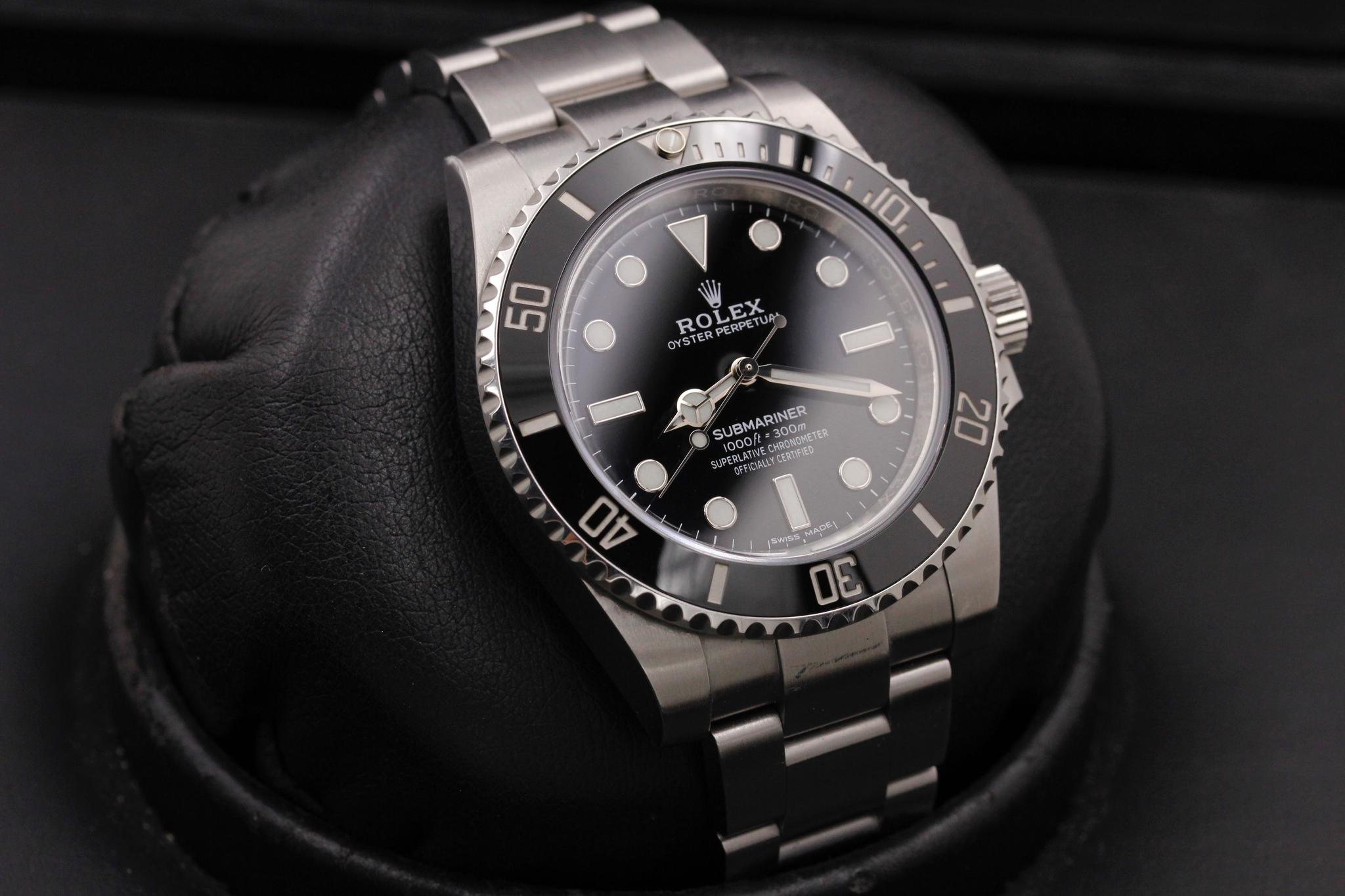 Watch Image 10