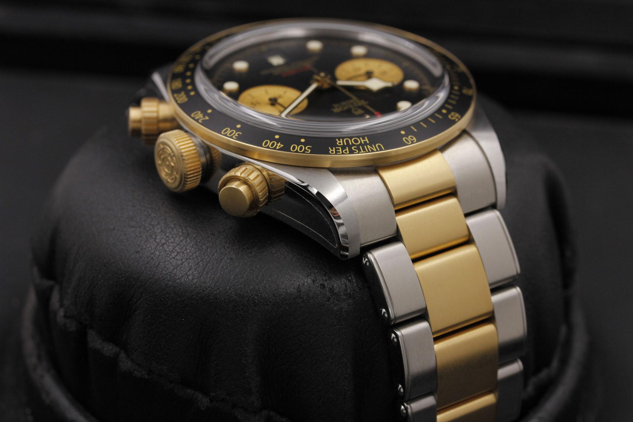 Watch Image 4
