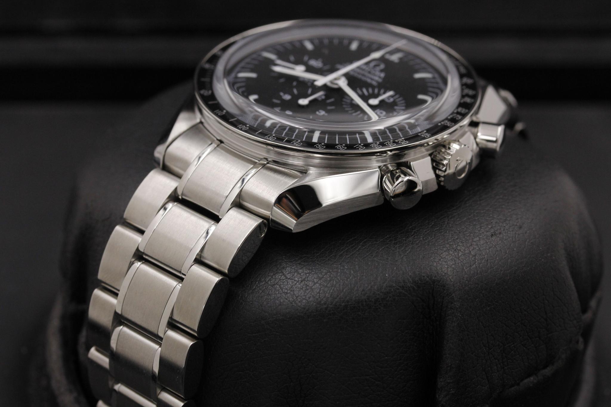 Watch Image 2