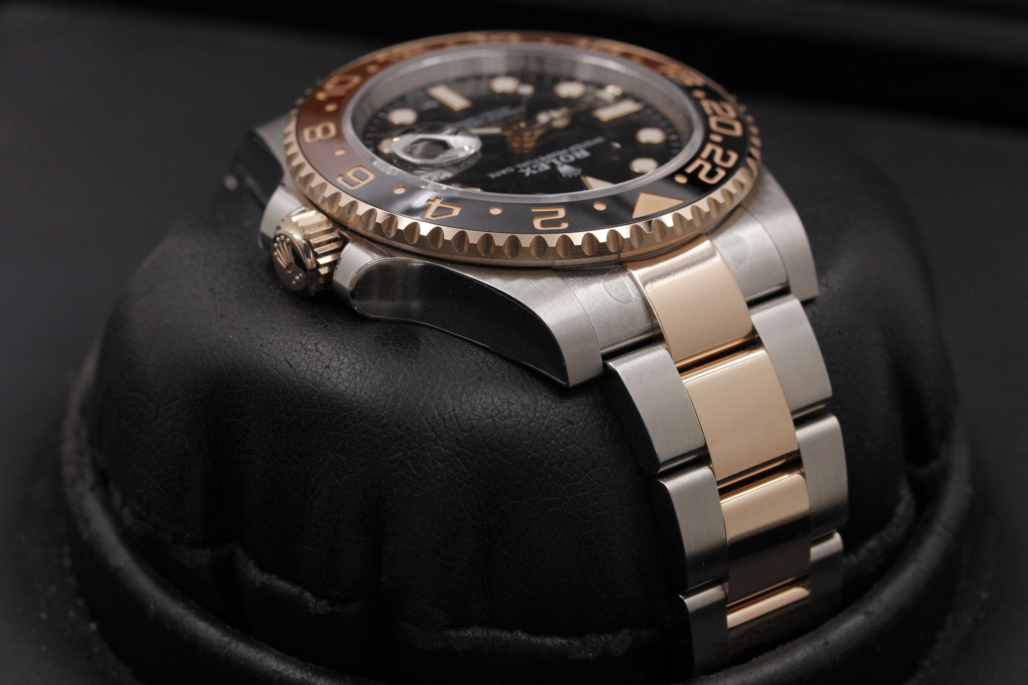 Watch Image 4