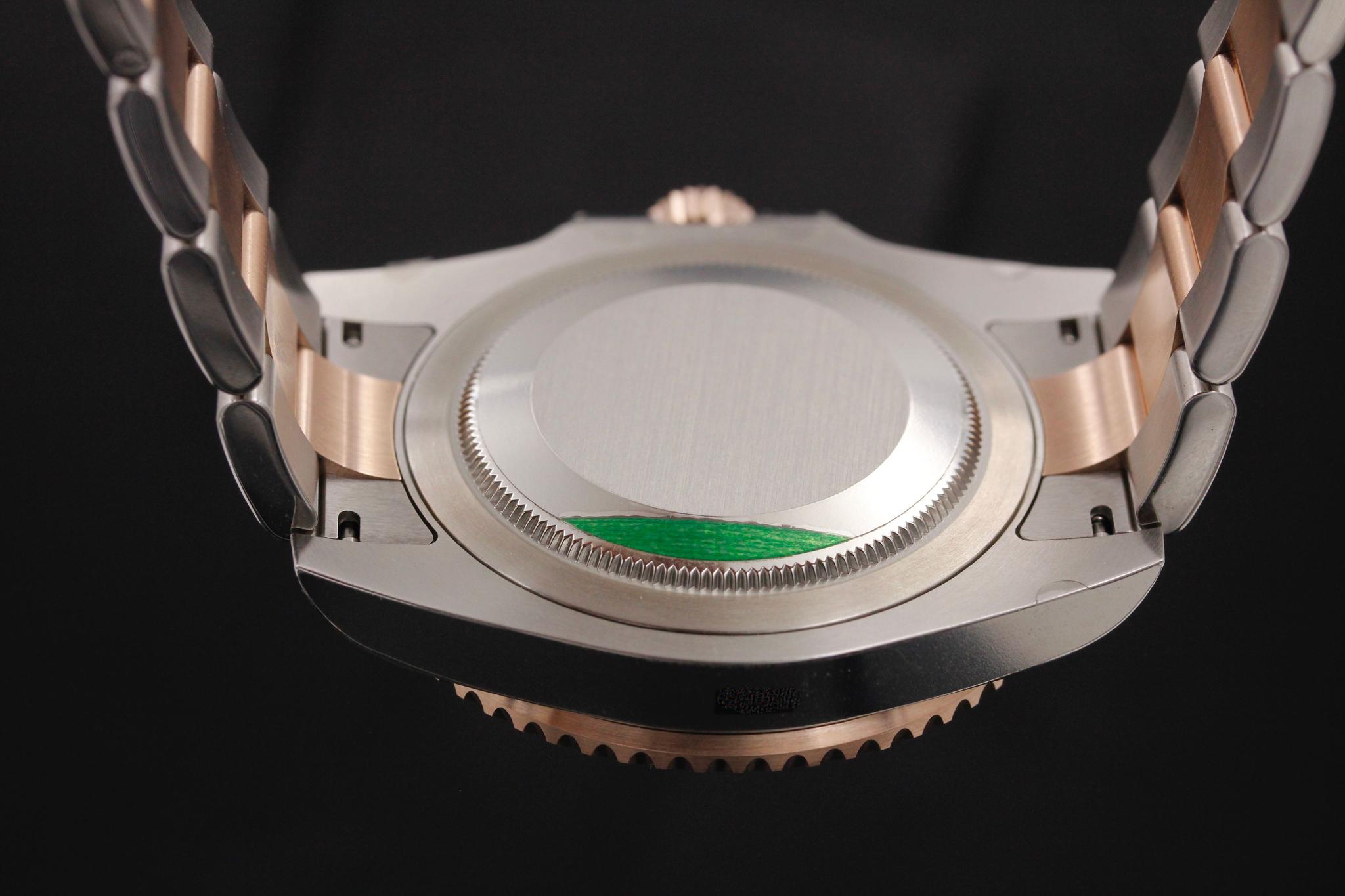Watch Image 7