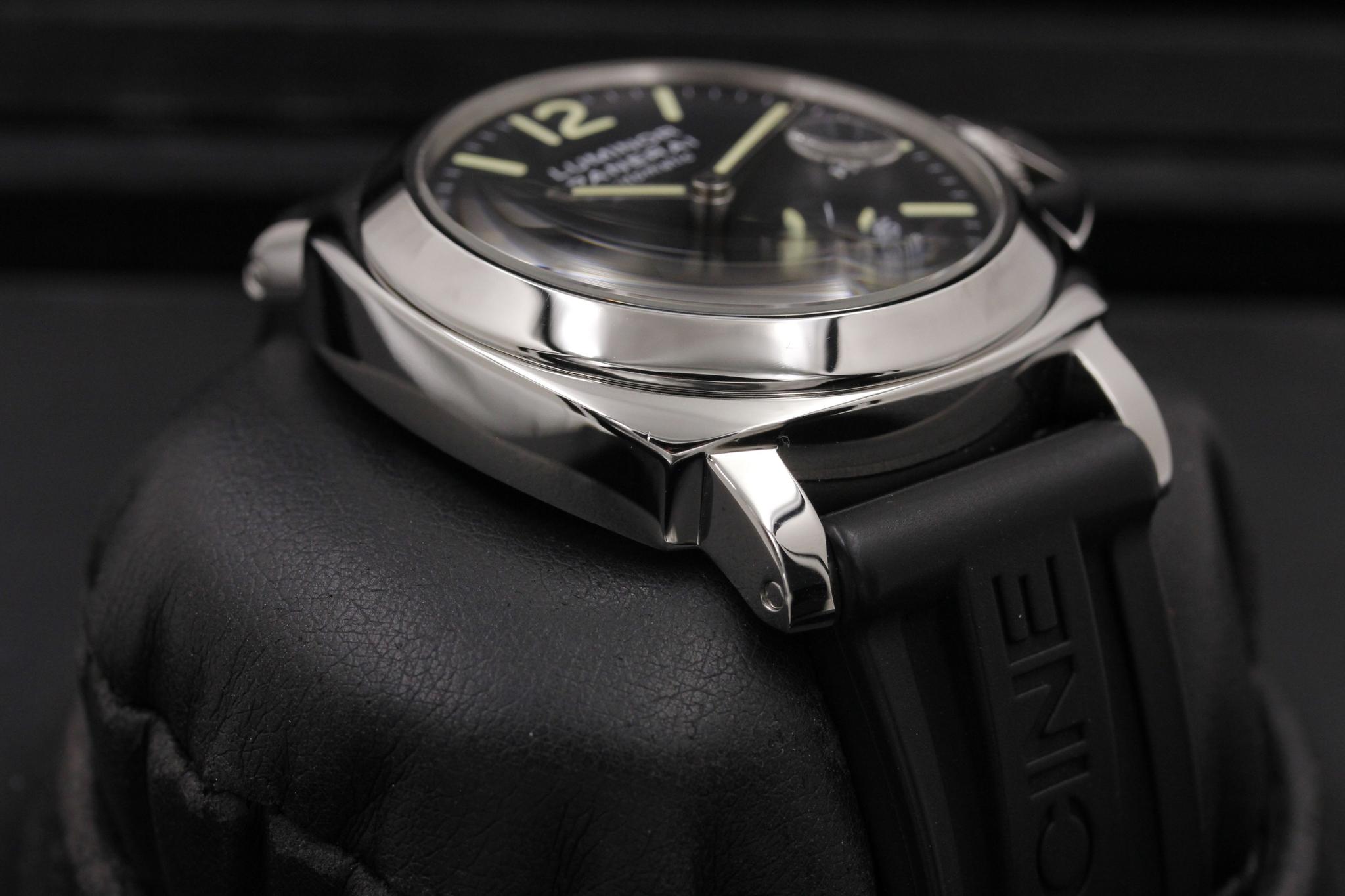 Watch Image 5