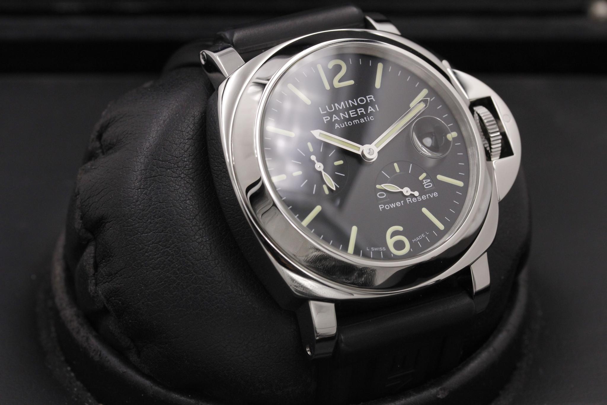 Watch Image 10