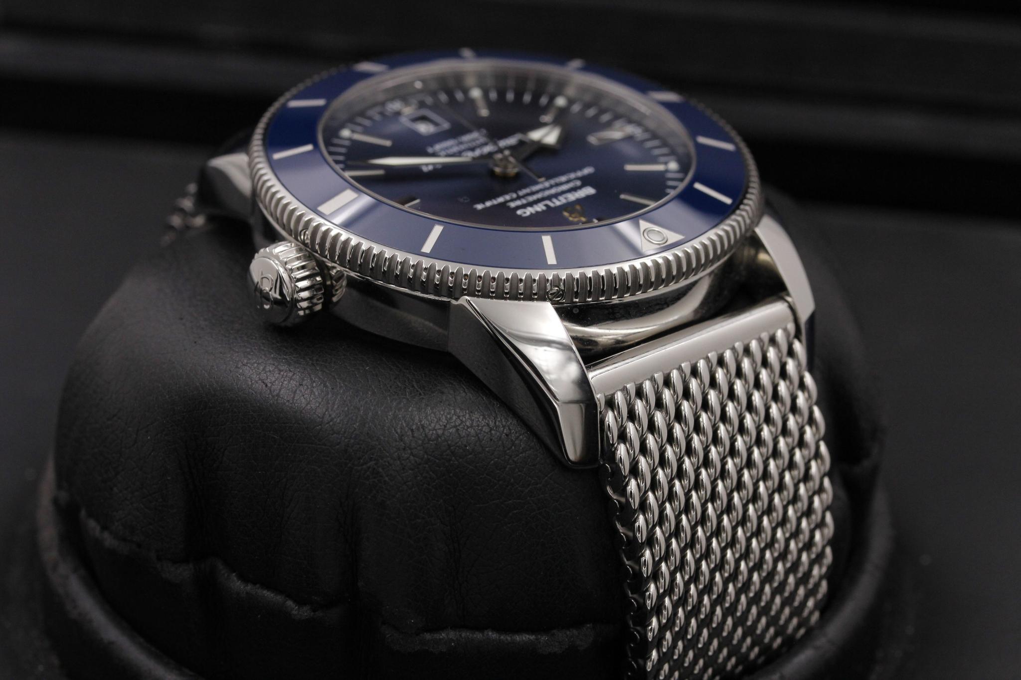 Watch Image 4