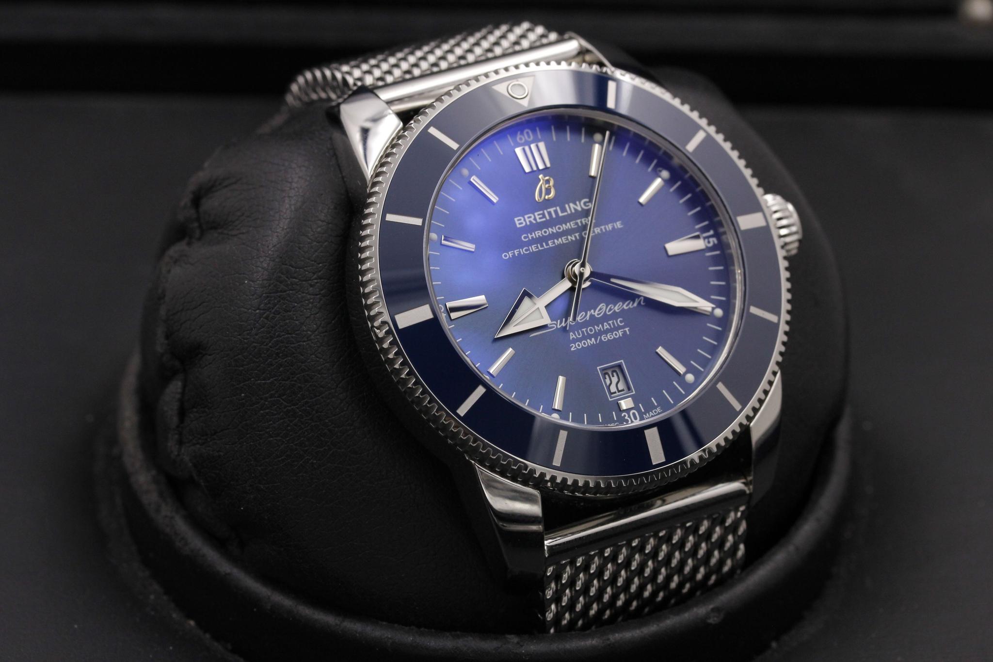 Watch Image 10