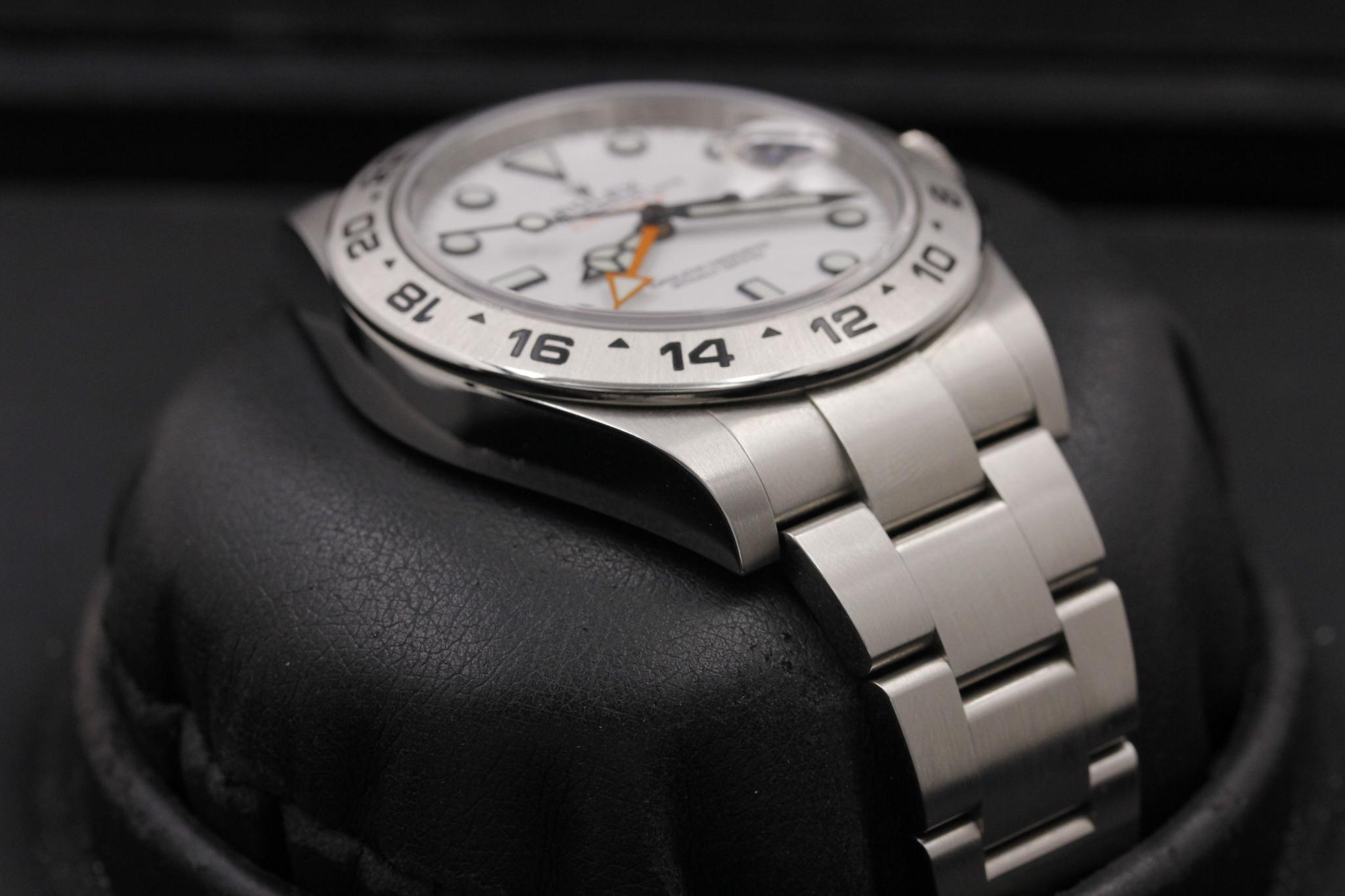 Watch Image 6