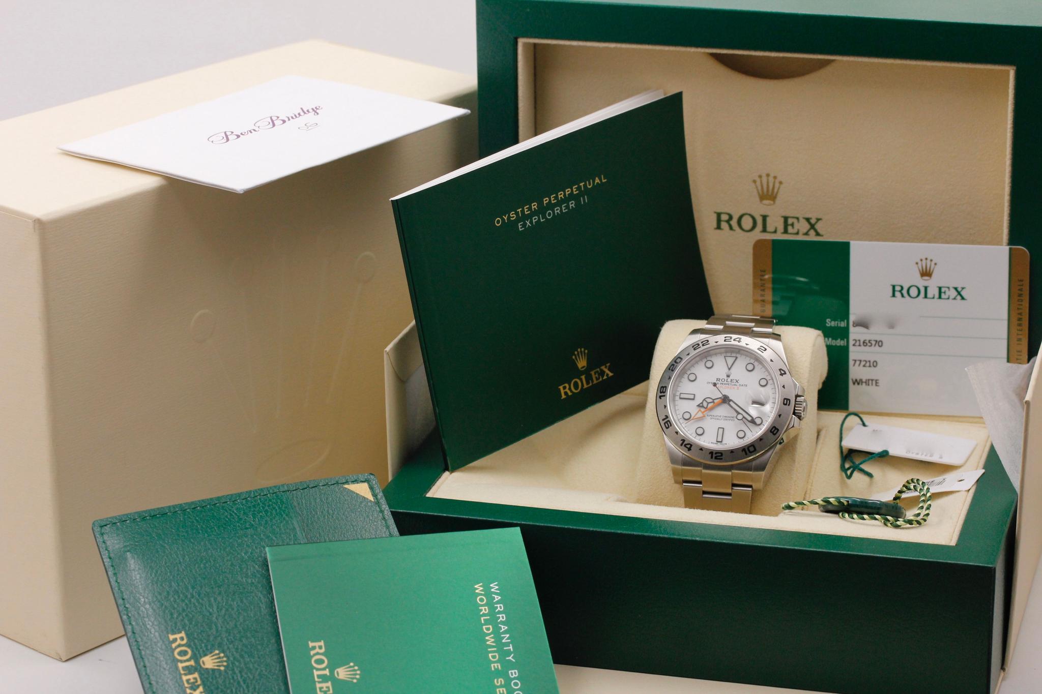 Watch Image 11