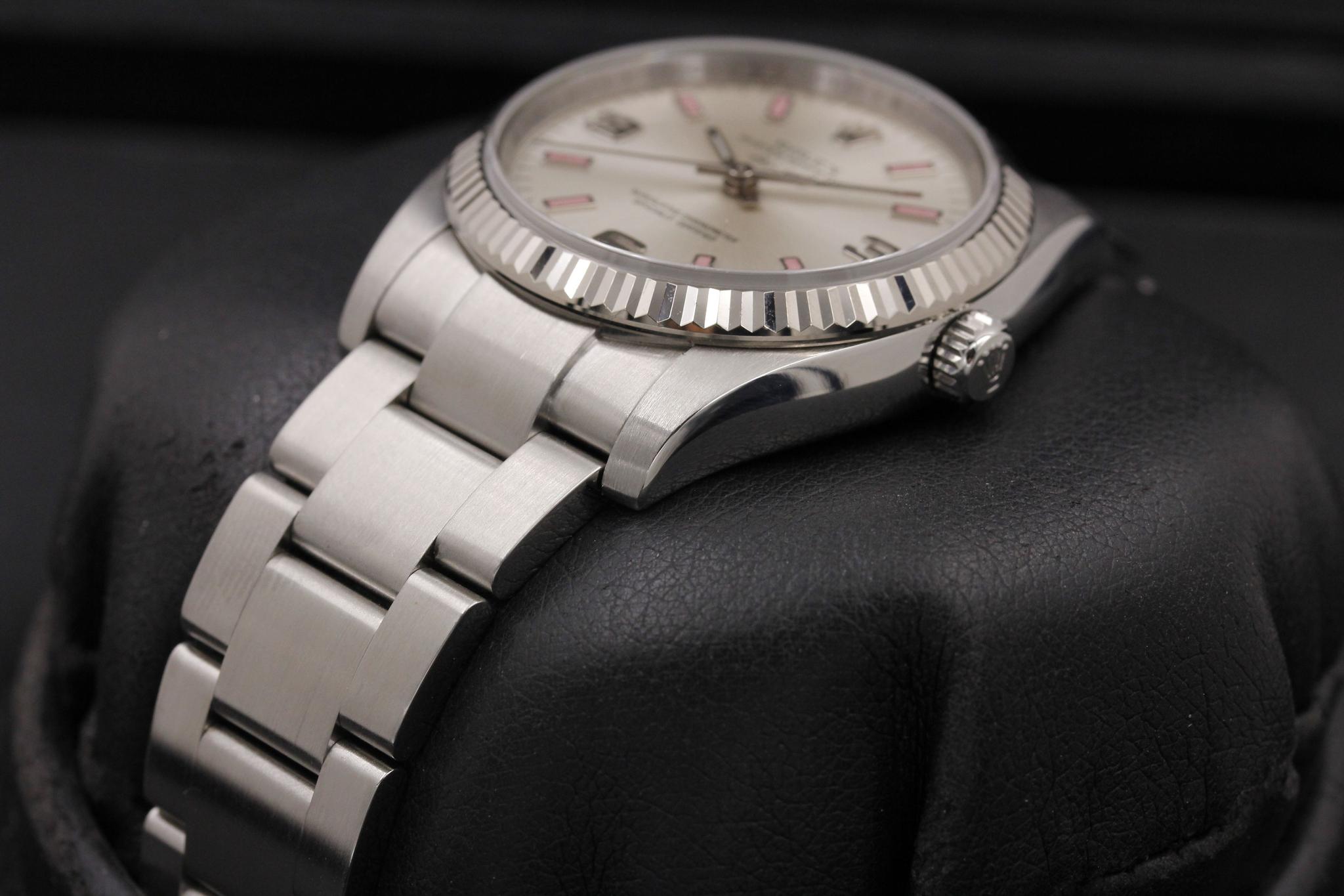 Watch Image 2
