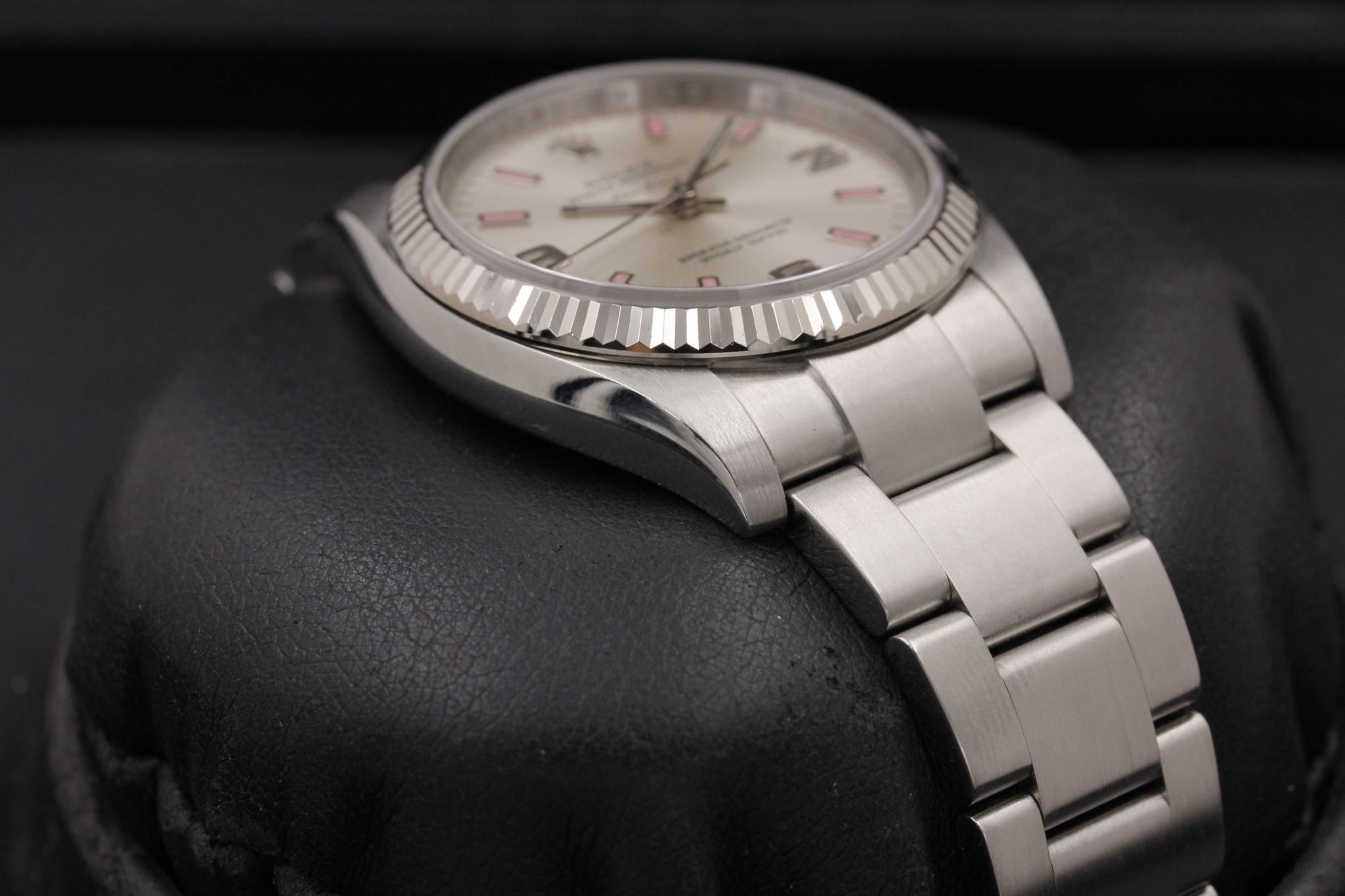 Watch Image 6
