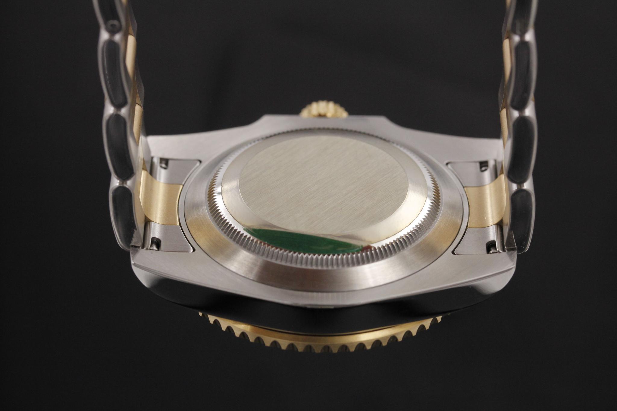 Watch Image 7