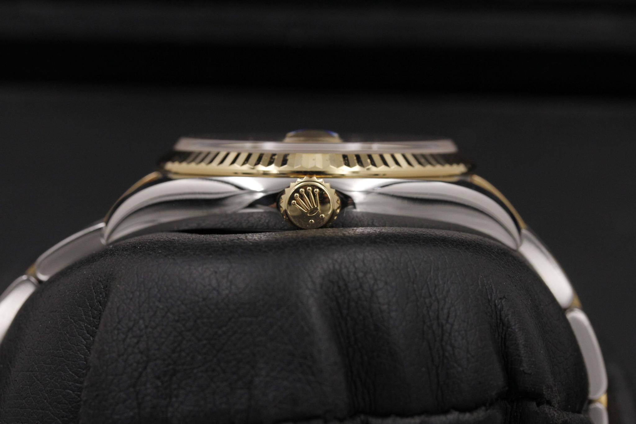 Watch Image 3