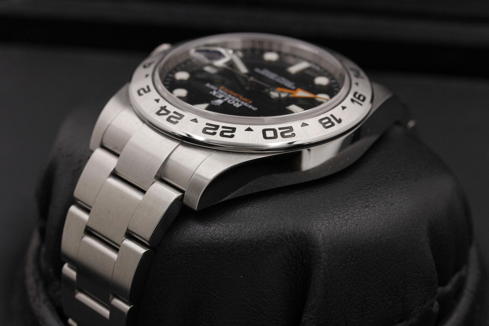 Watch Image 6
