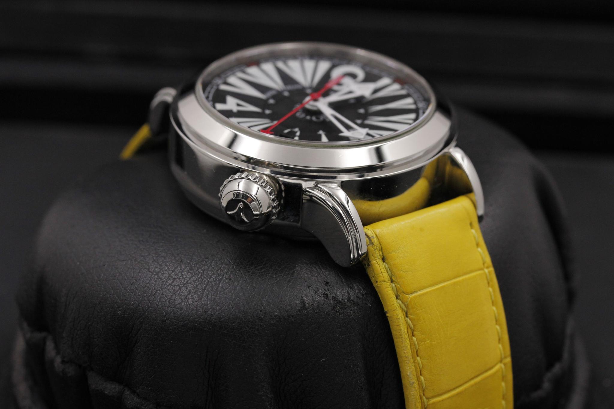 Watch Image 2