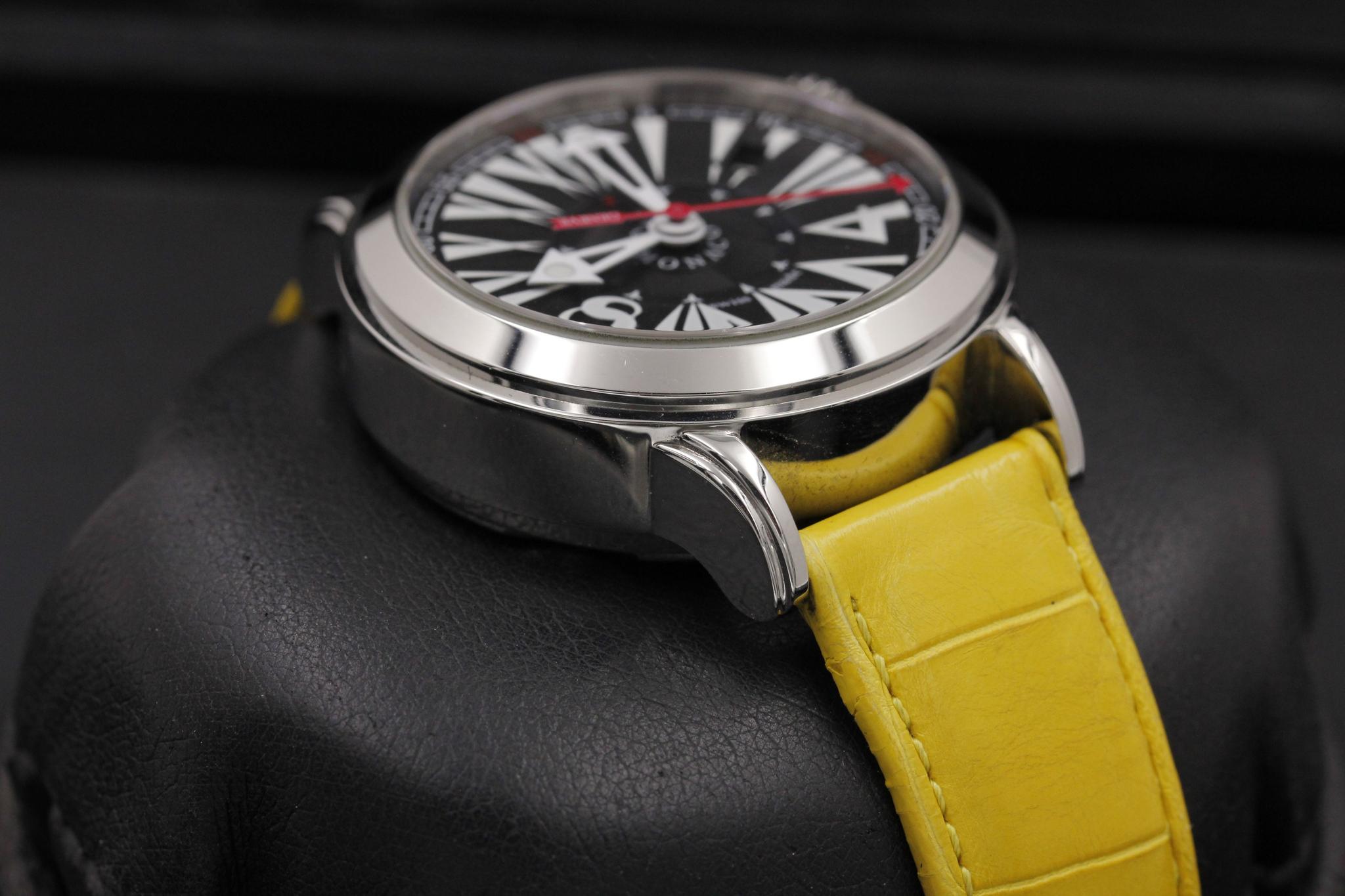 Watch Image 5