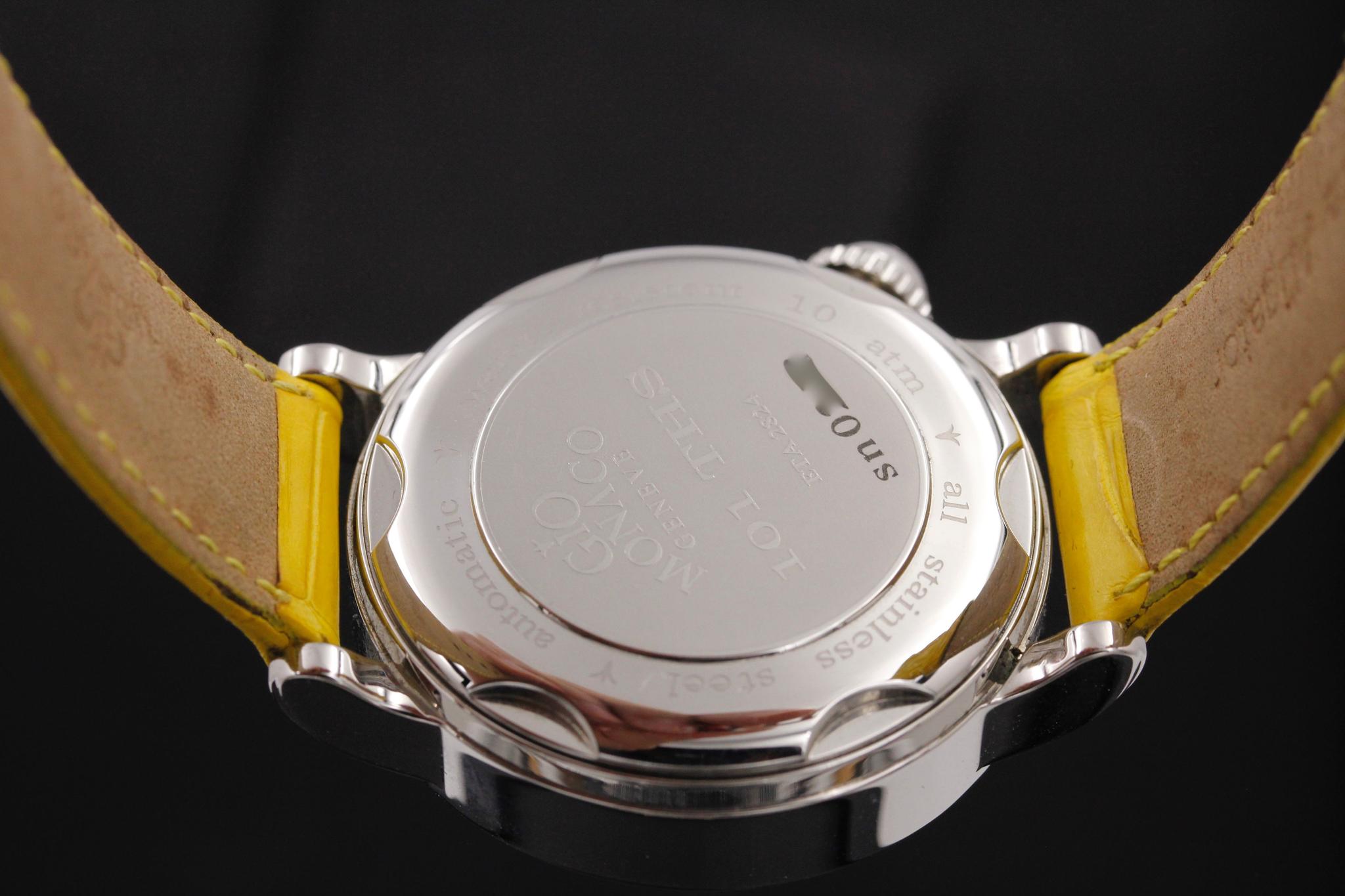 Watch Image 7