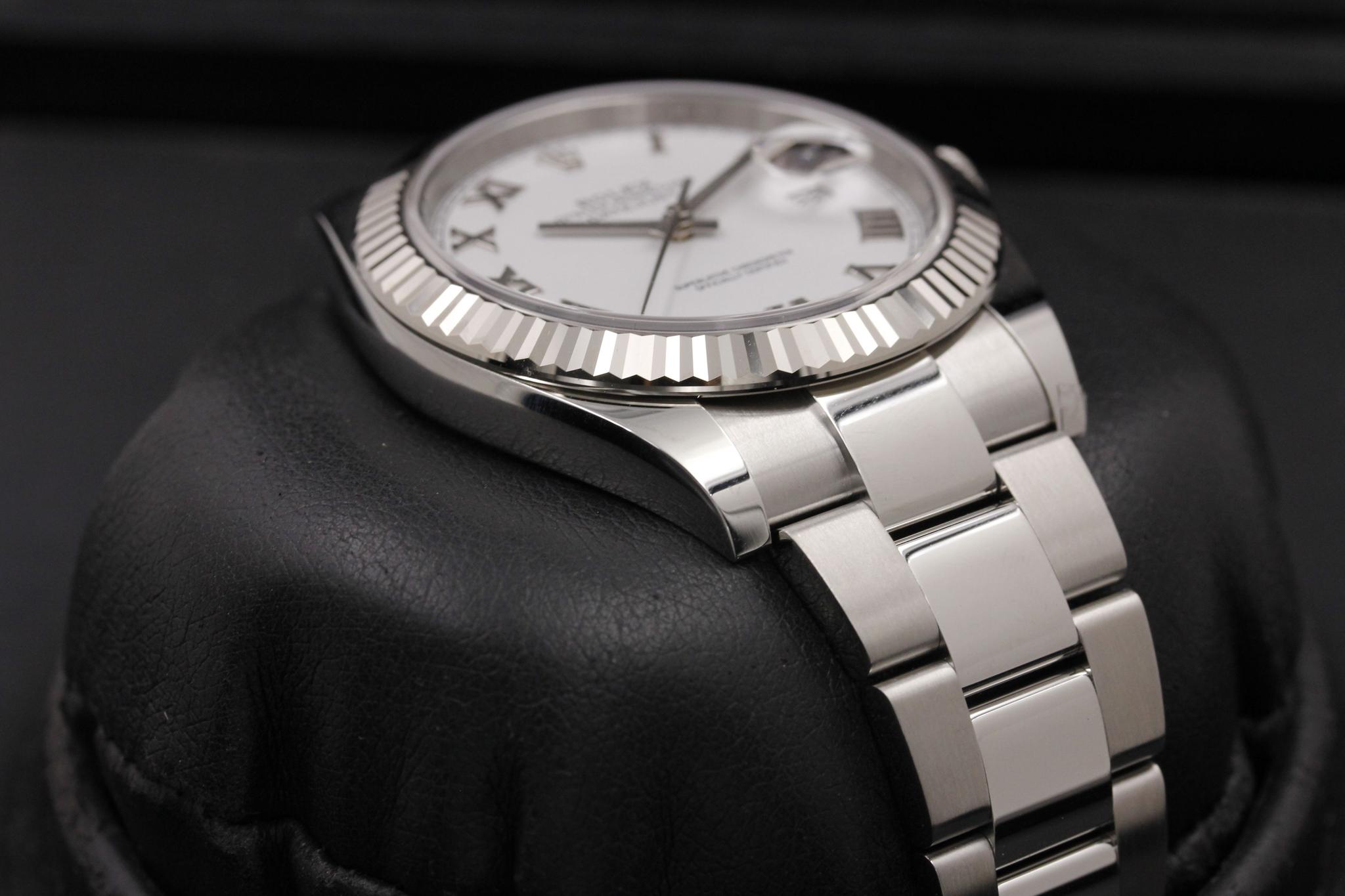Watch Image 6