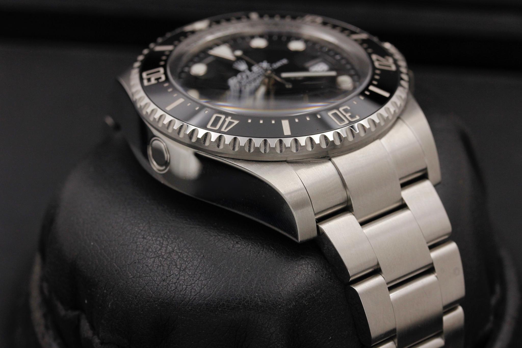 Watch Image 6