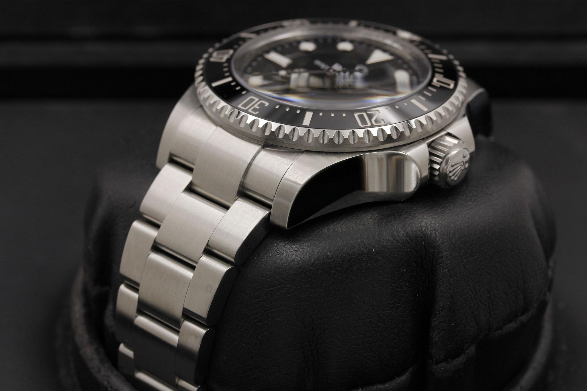 Watch Image 2