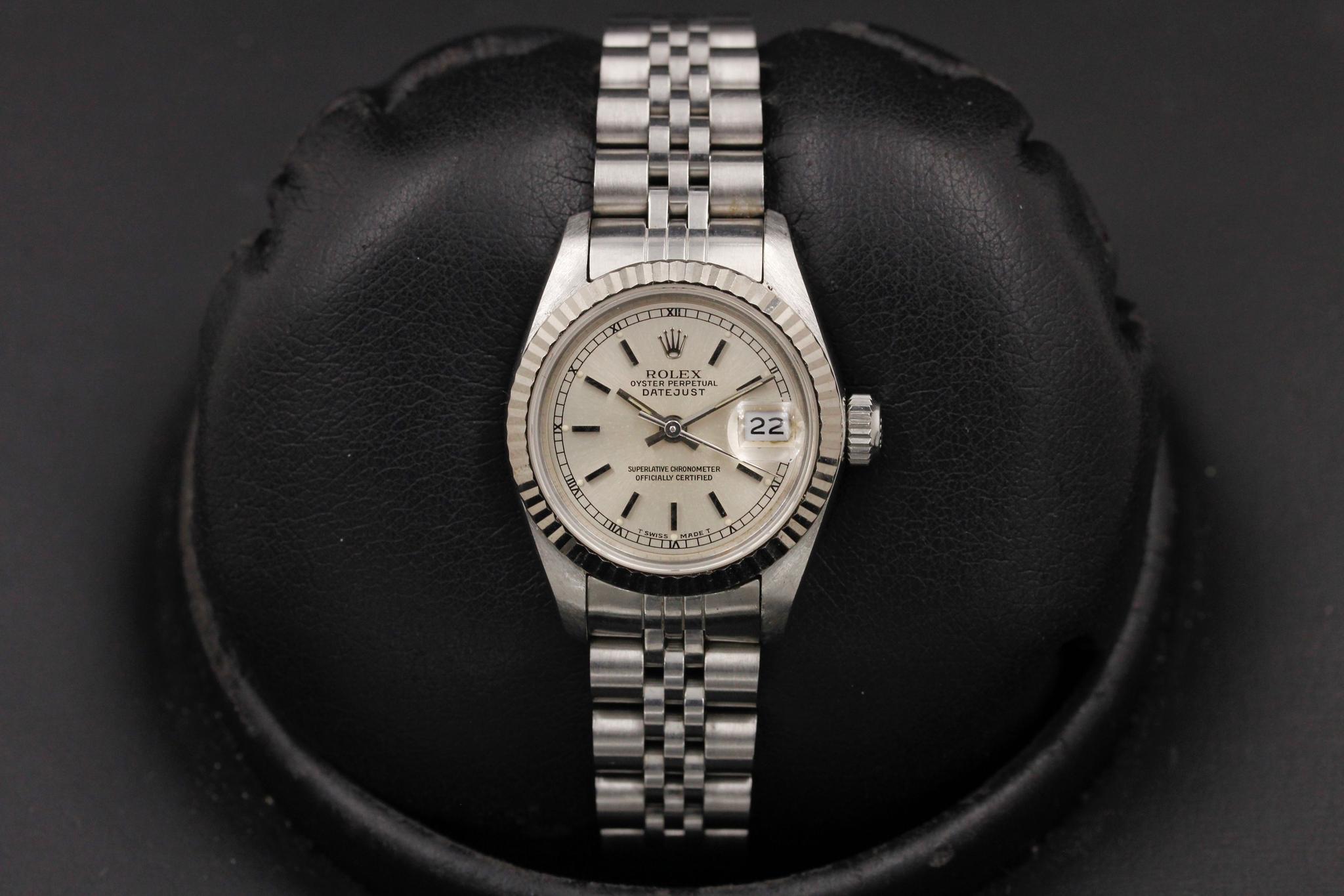 Watch Image 1