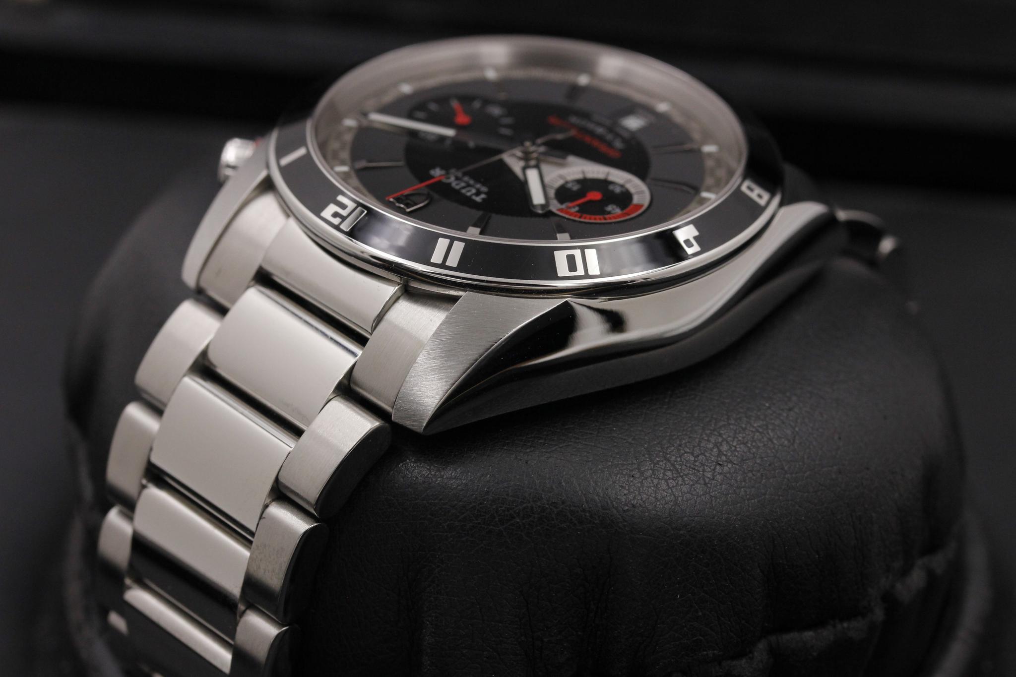 Watch Image 5