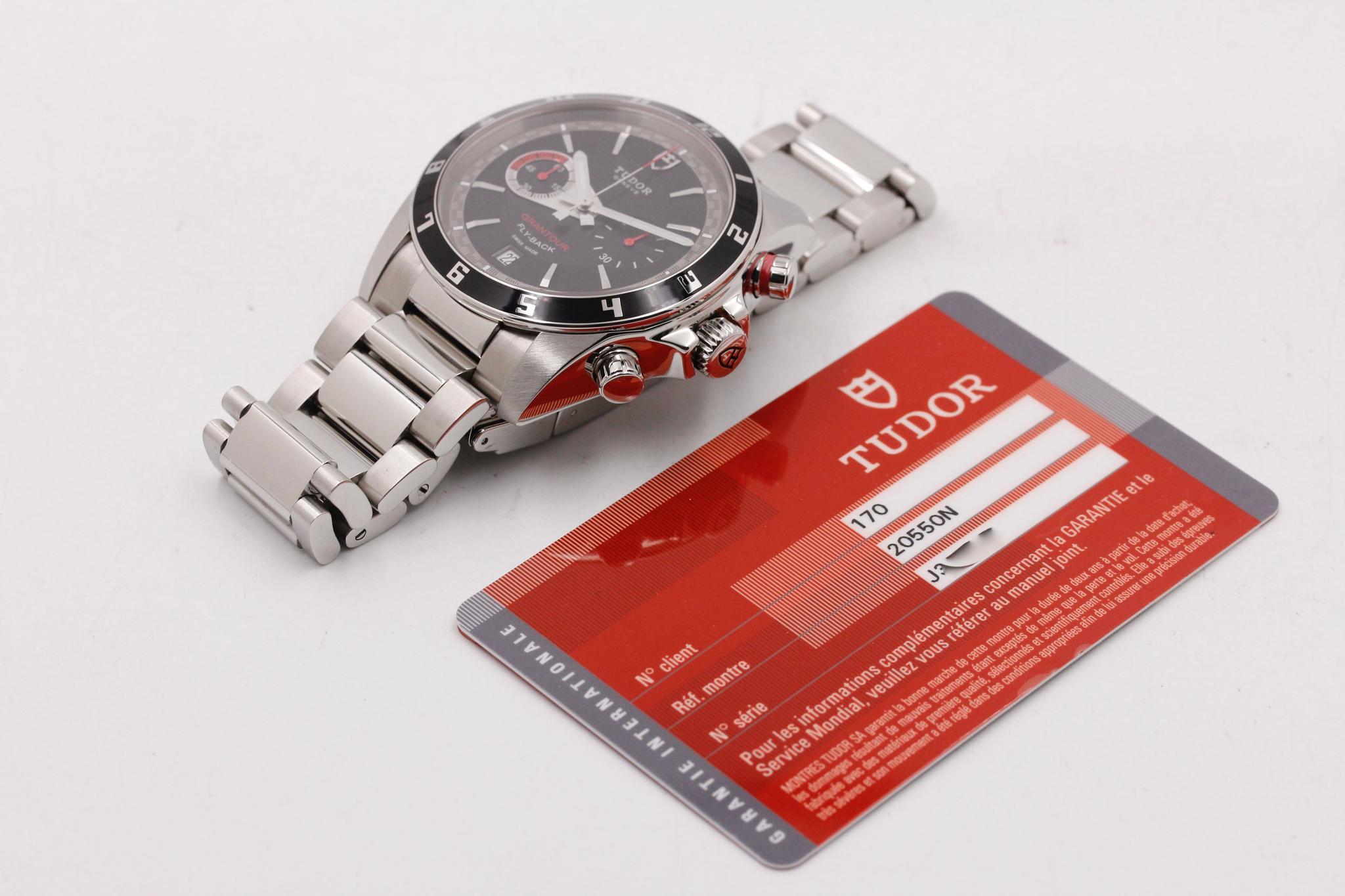 Watch Image 11