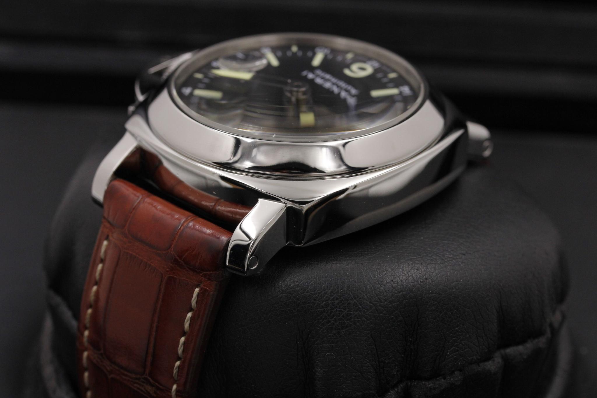 Watch Image 5