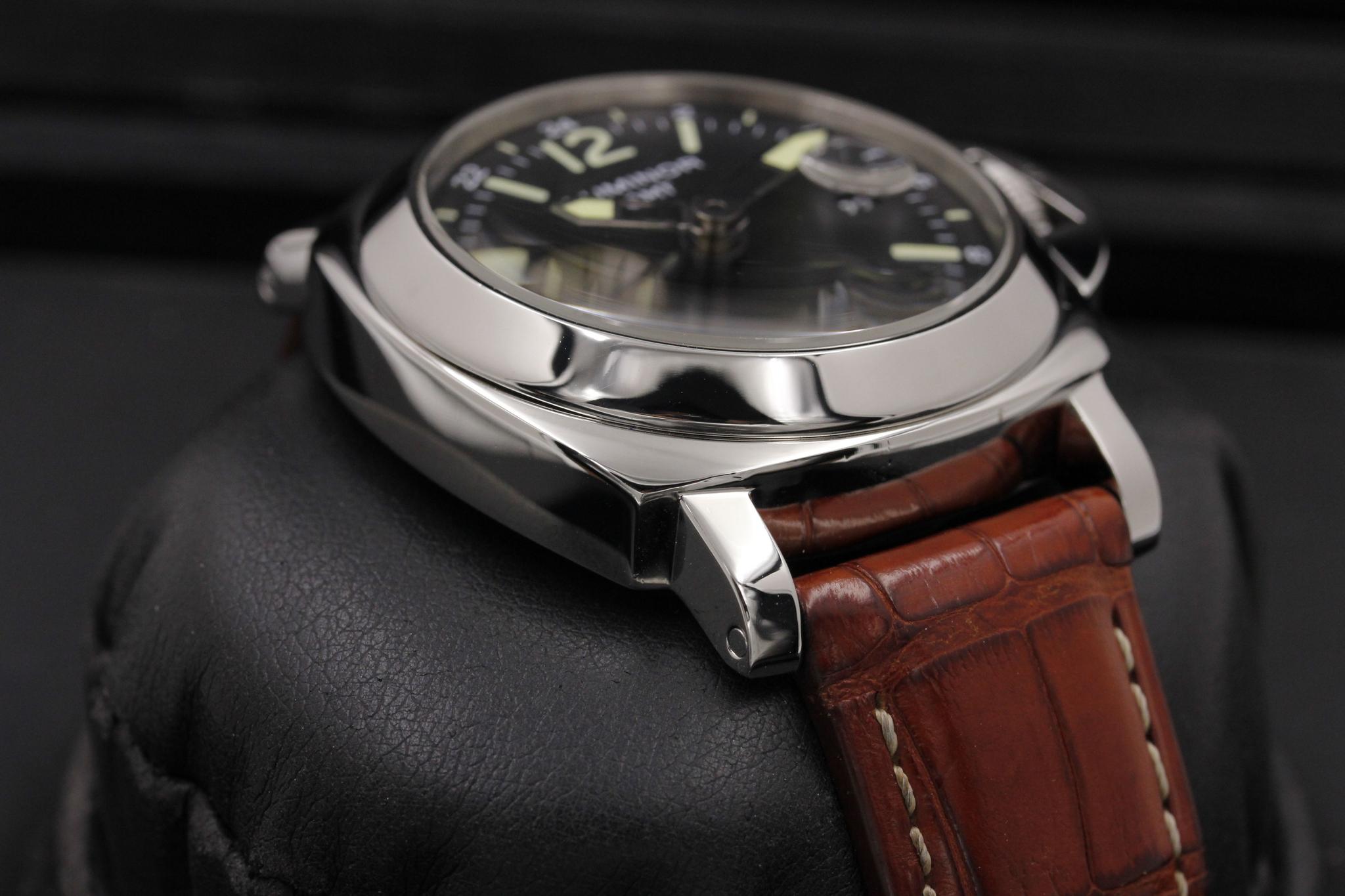 Watch Image 6
