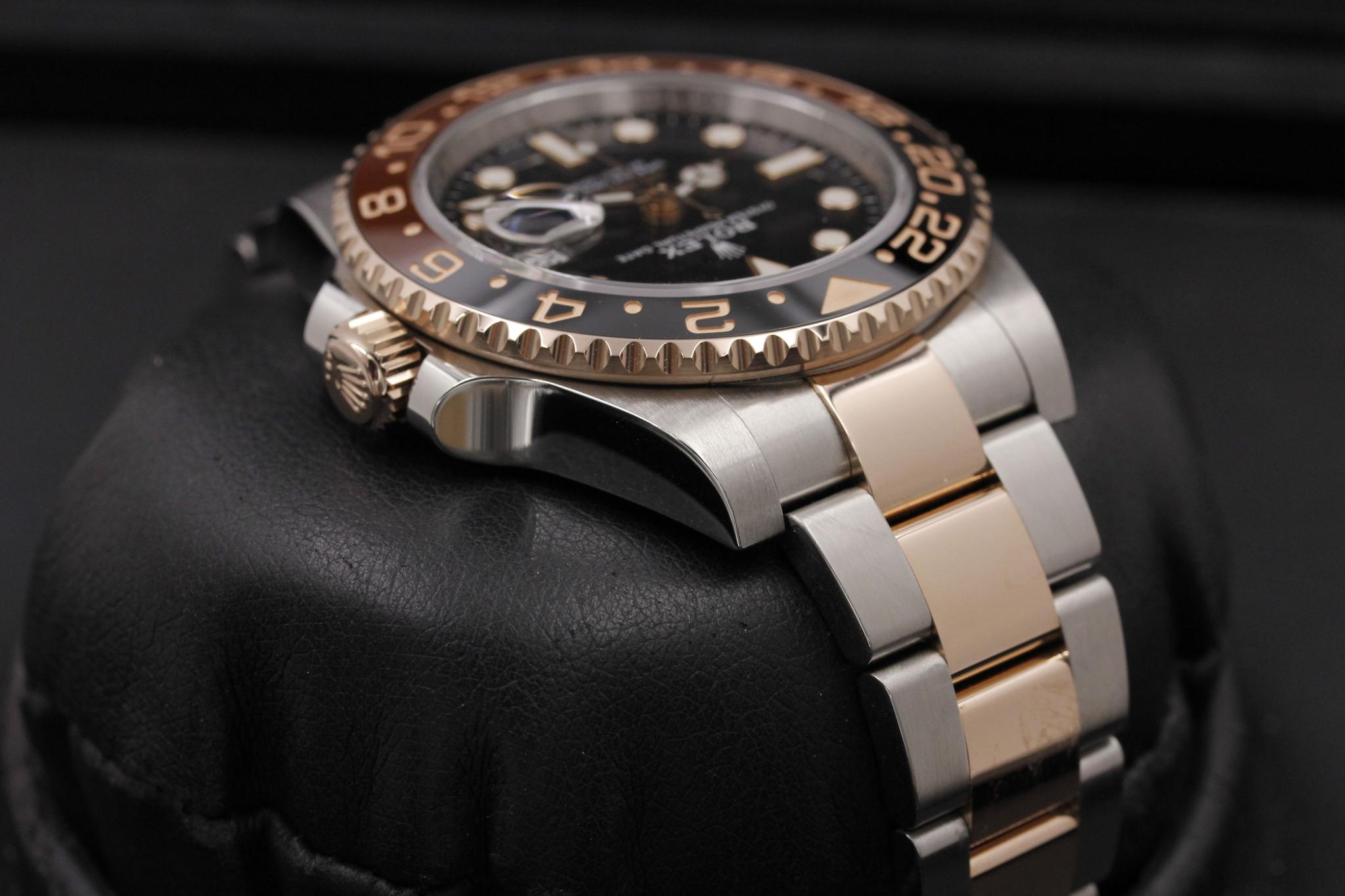 Watch Image 4