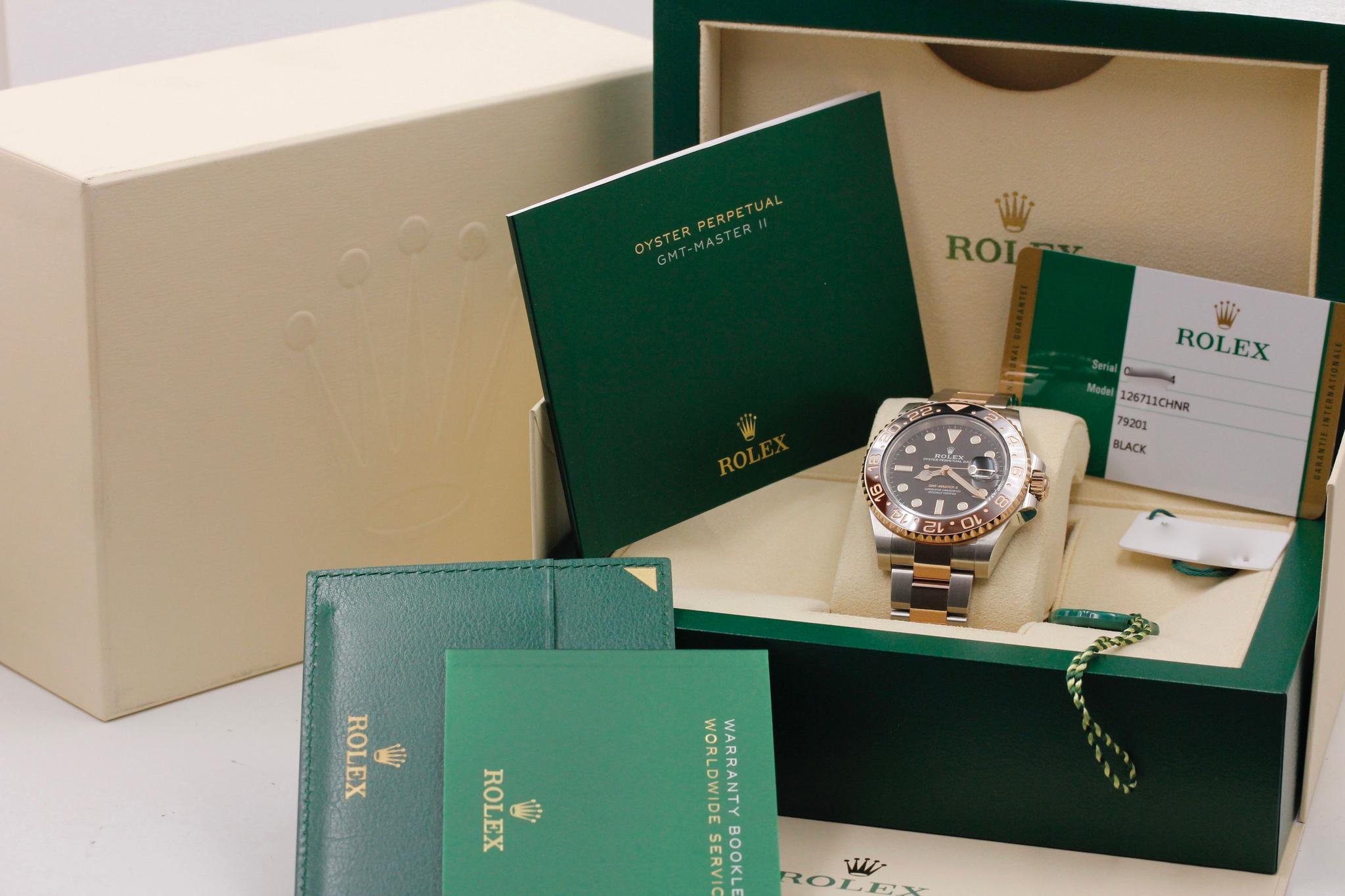Watch Image 11