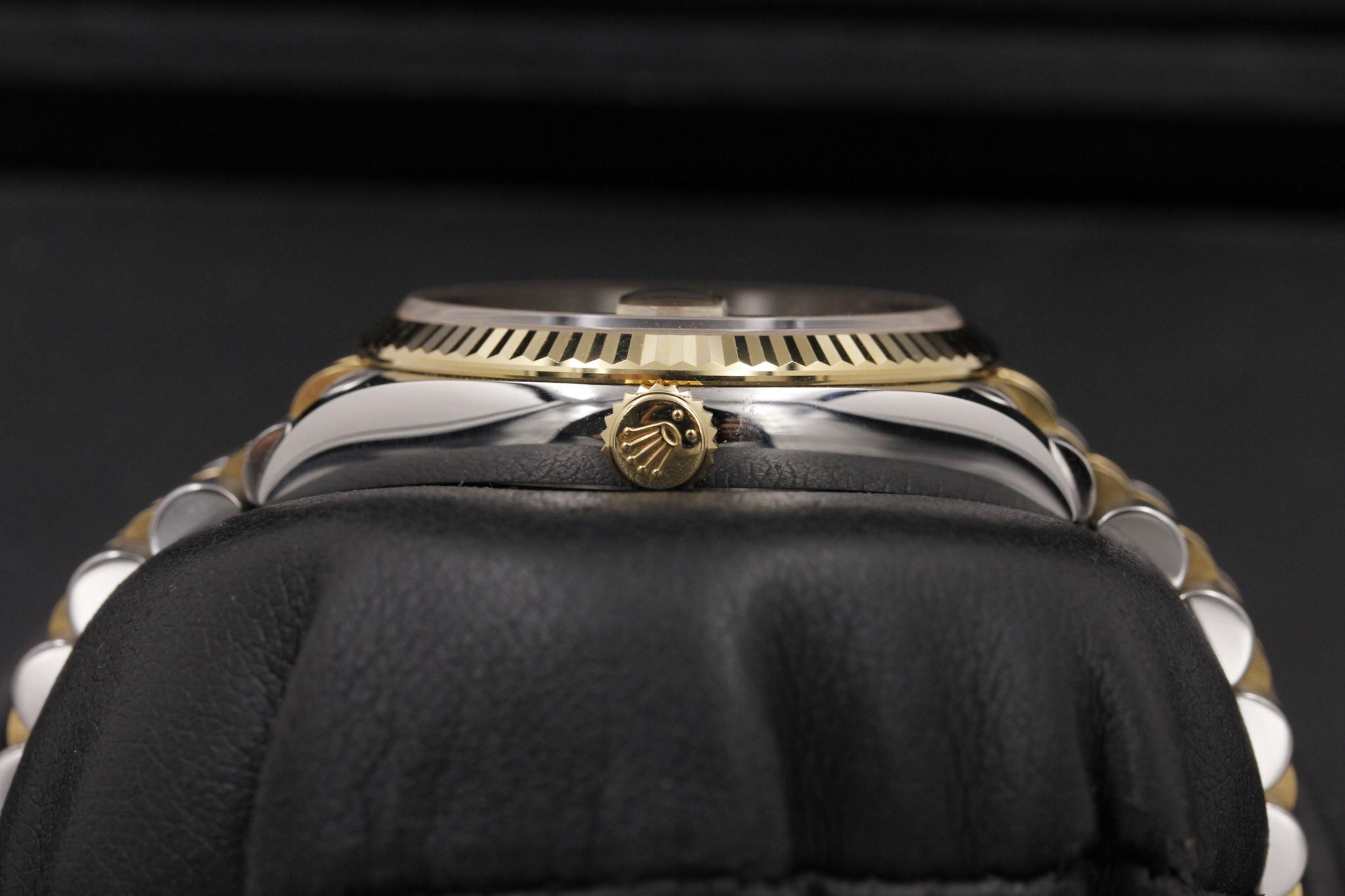 Watch Image 3