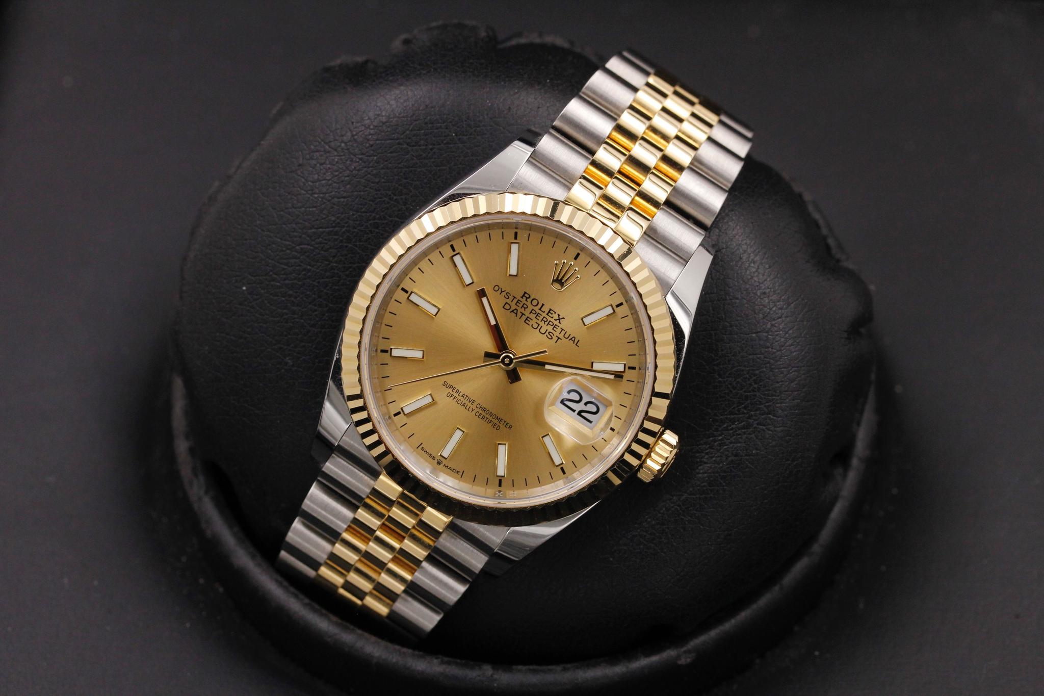 Watch Image 9