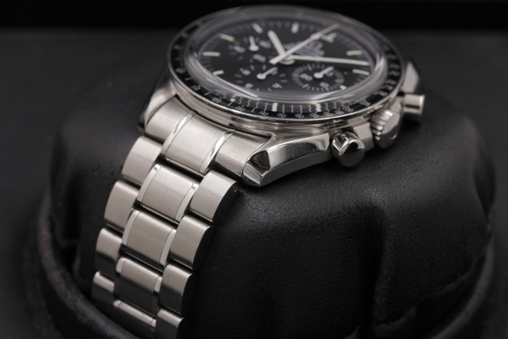 Watch Image 2