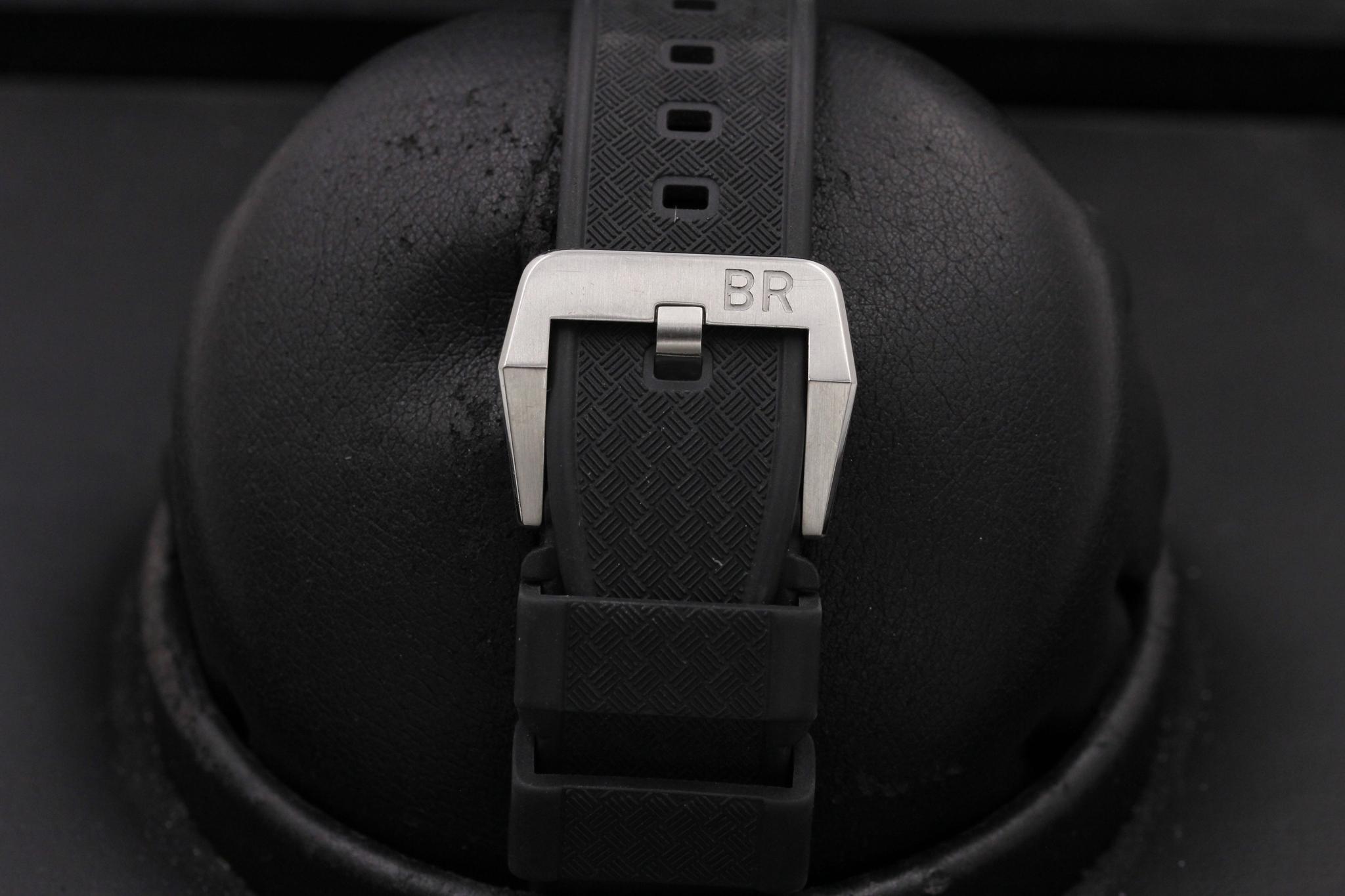 Watch Image 8