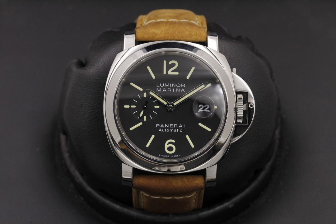 Panerai Luminor Marina Pam 104