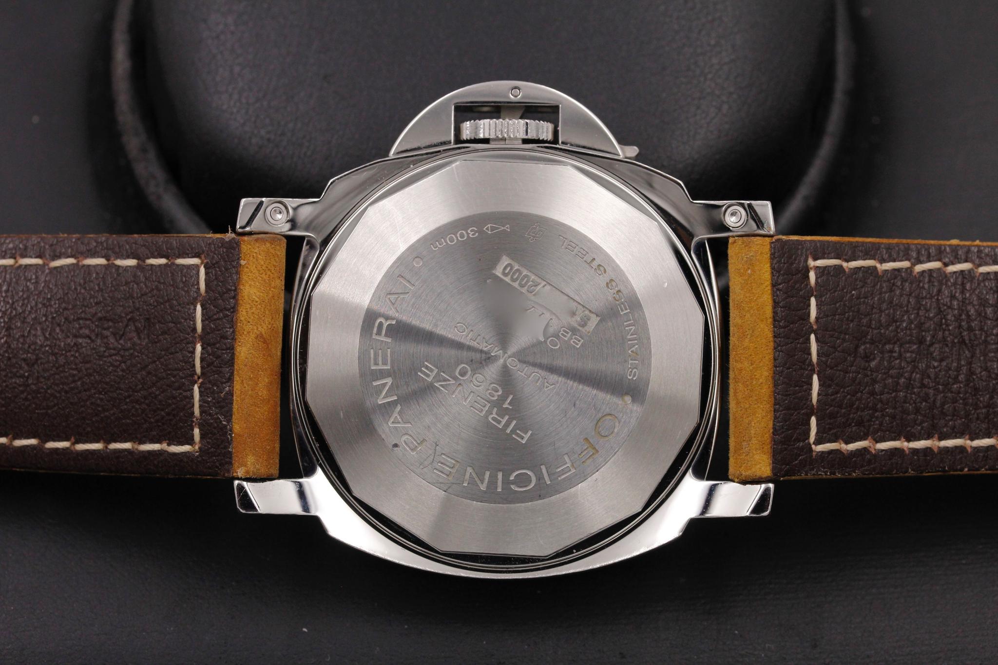 Watch Image 7