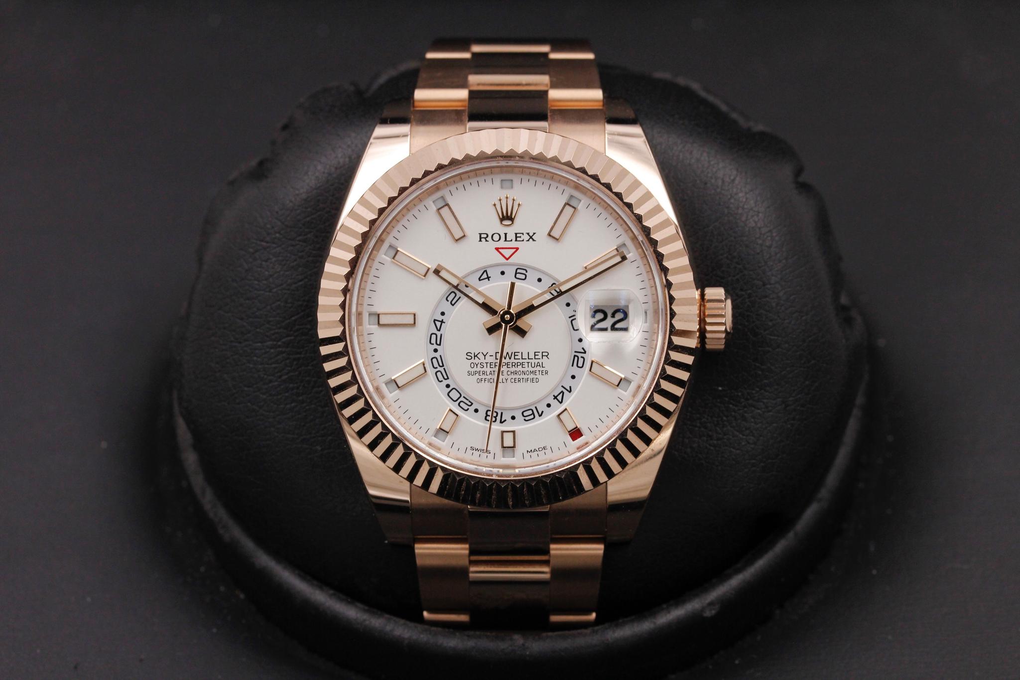 Watch Image 1