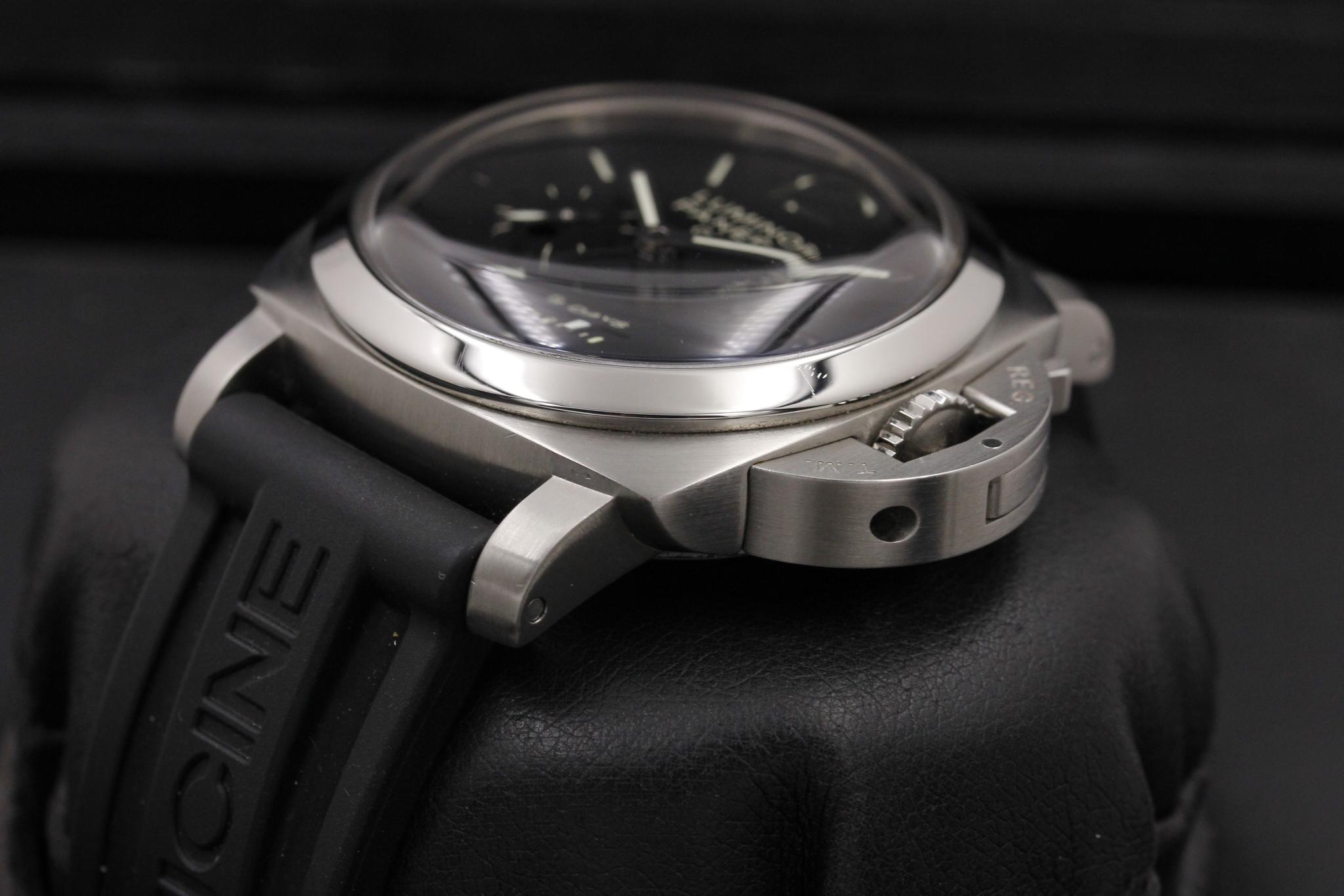 Watch Image 2