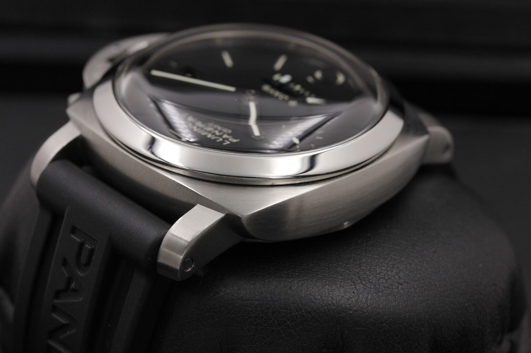 Watch Image 5