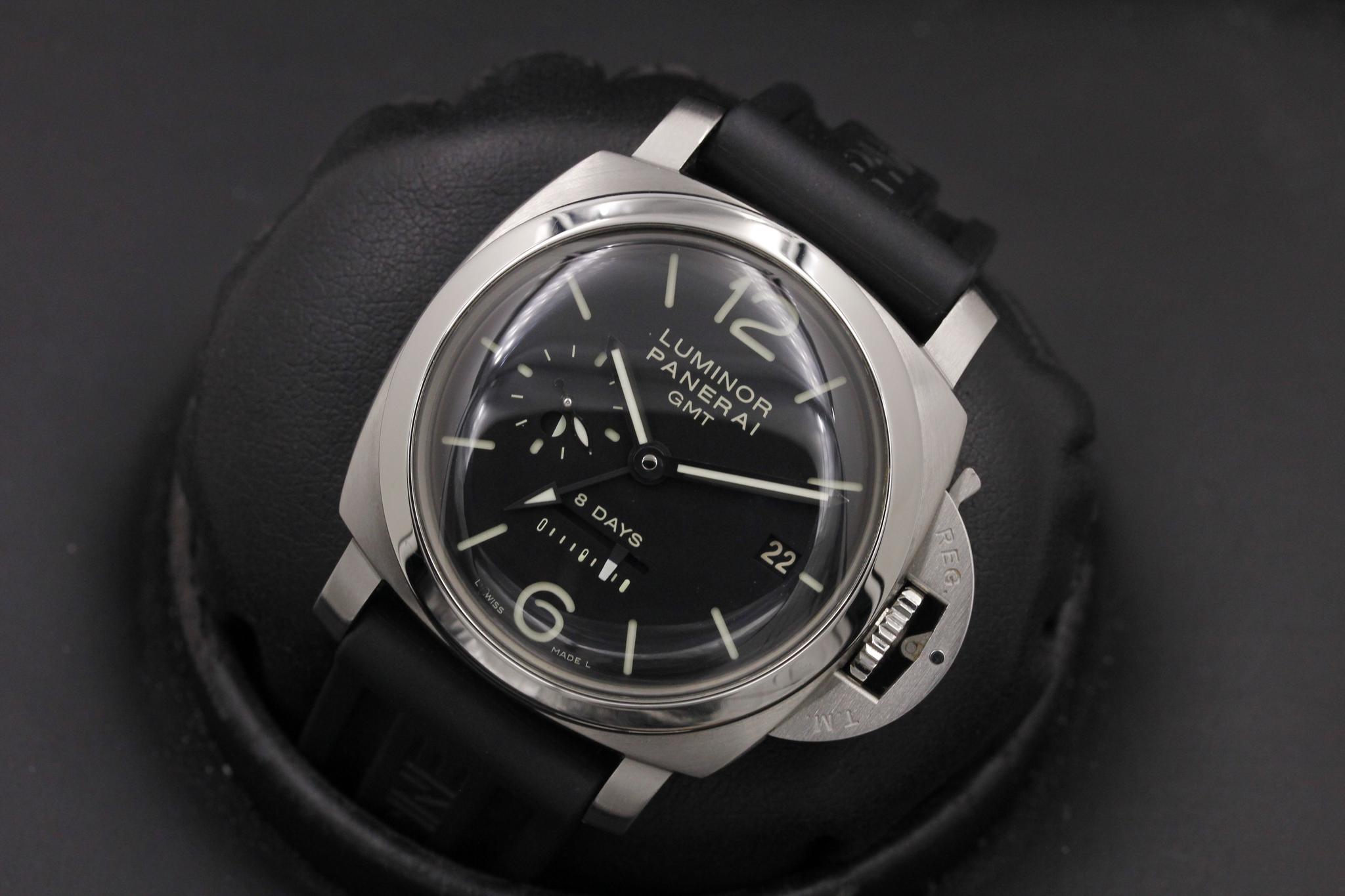 Watch Image 9